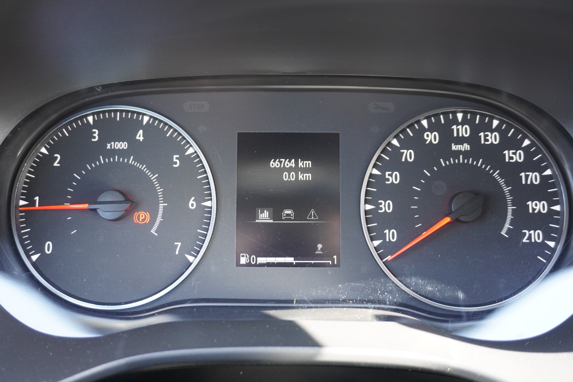 DACIA Jogger TCe 110 Extreme 7-PLÄTZER!!!-image-29