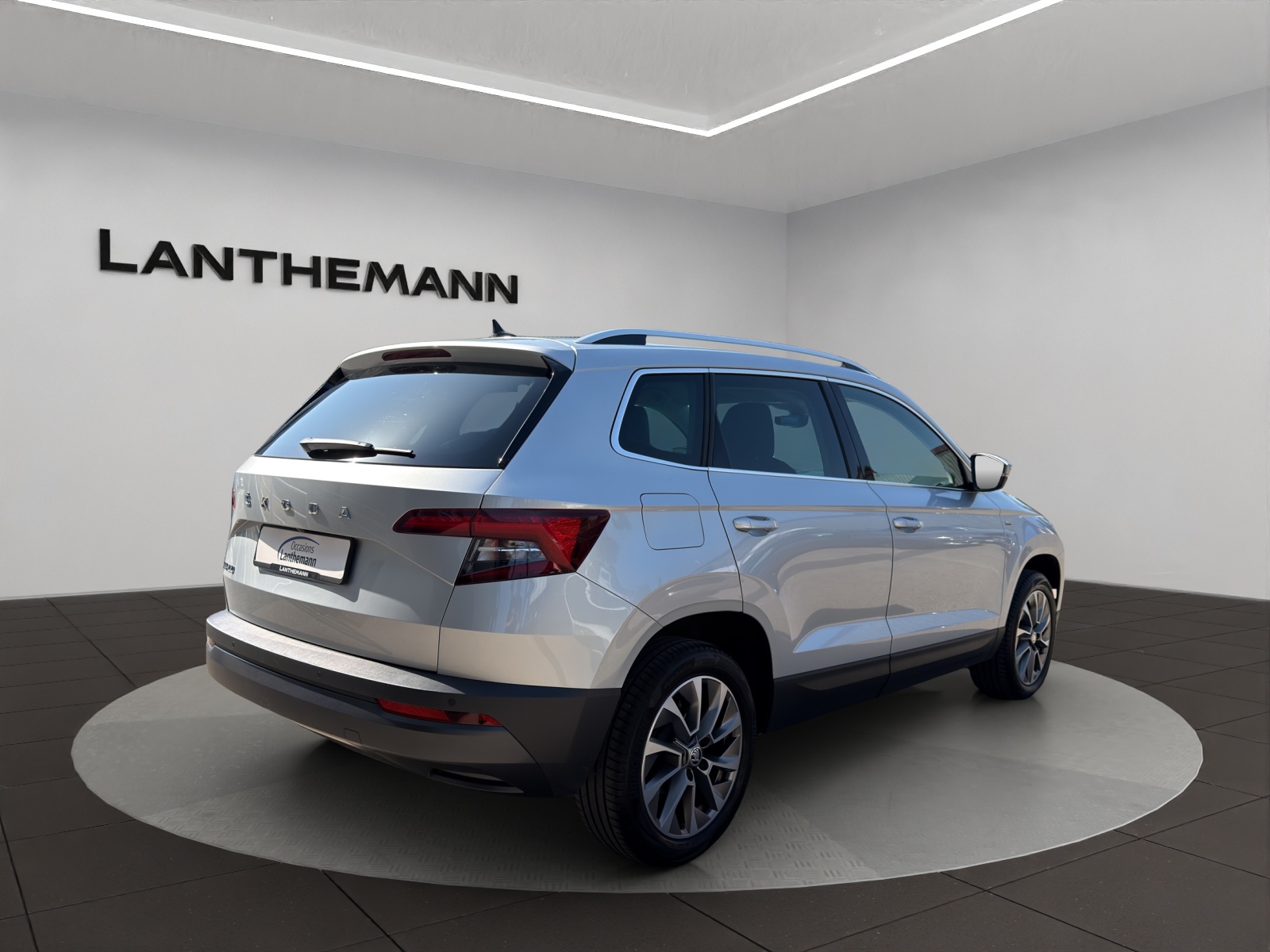 SKODA Karoq 1.5 TSI ACT Clever DSG-image-4