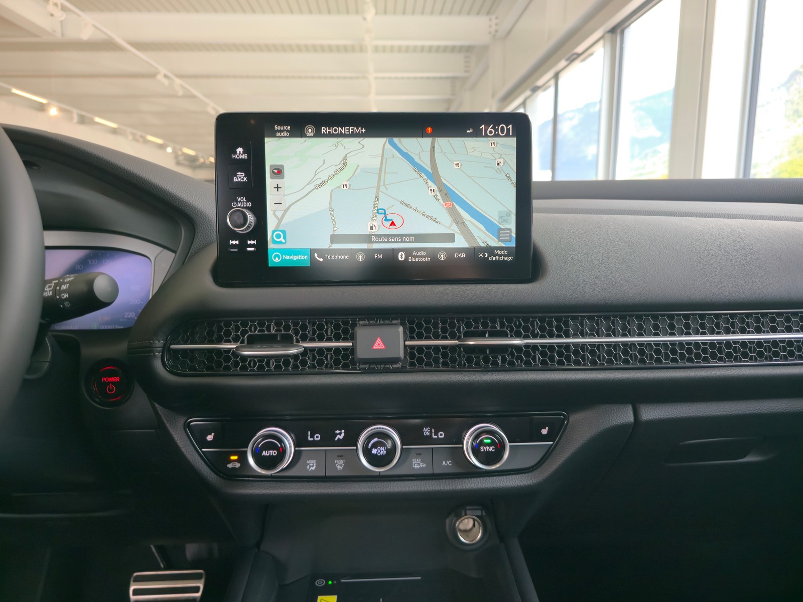 Honda ZR-V 2.0i MMD Sport — photo 5