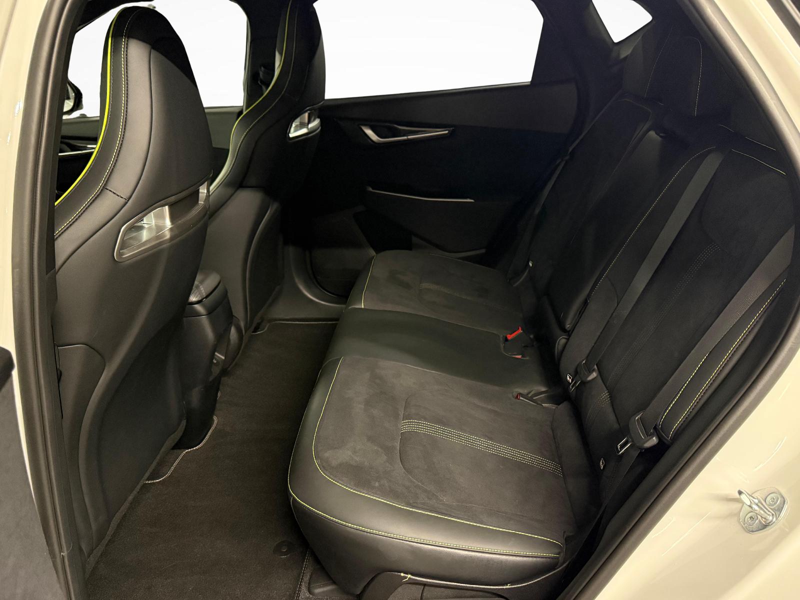 KIA EV6 77 kWh GT 4x4-image-13