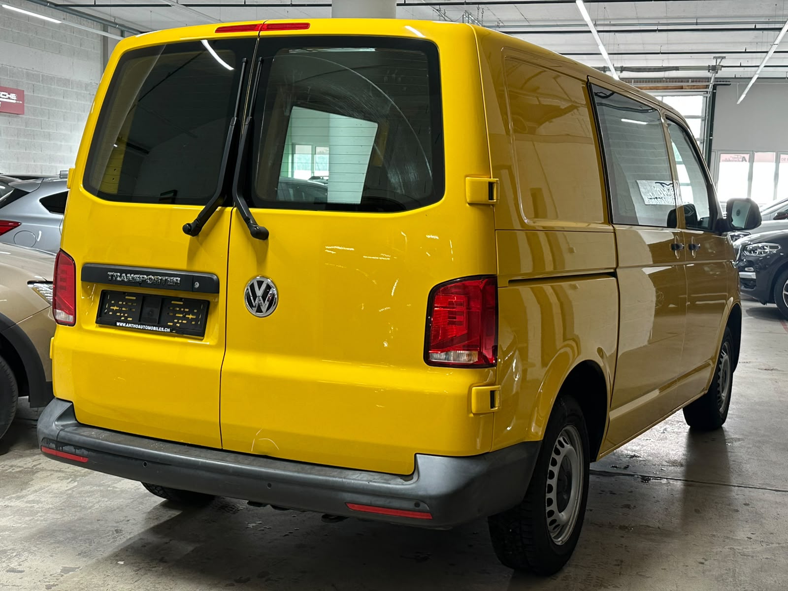 VW T6.1 2.0 TDI DSG-image-3