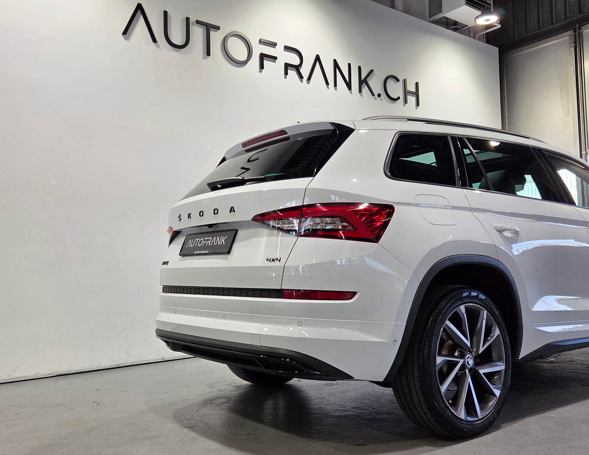 SKODA Kodiaq 2.0 TSI Sportline DSG-image-11