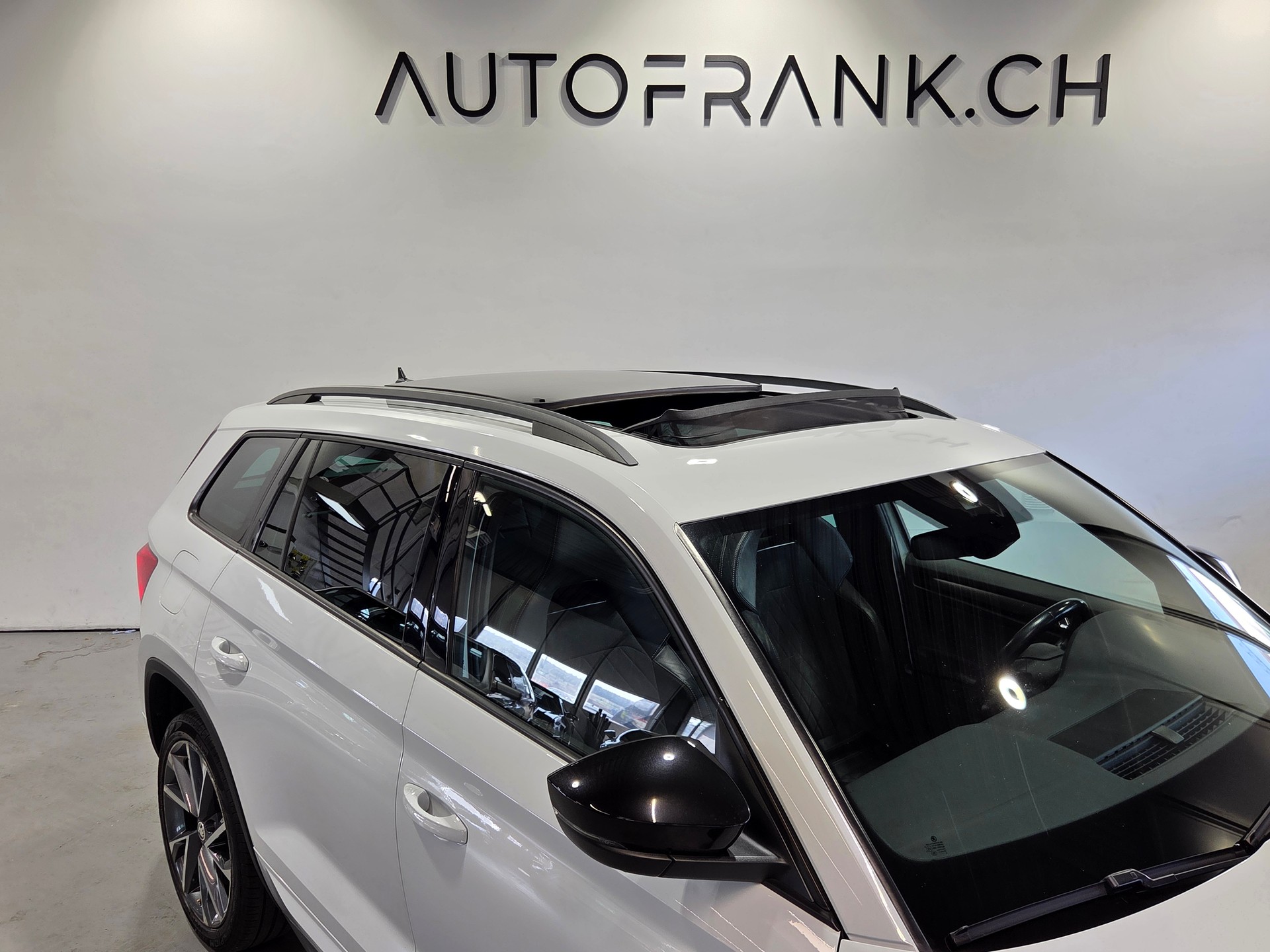 SKODA Kodiaq 2.0 TSI Sportline DSG-image-9