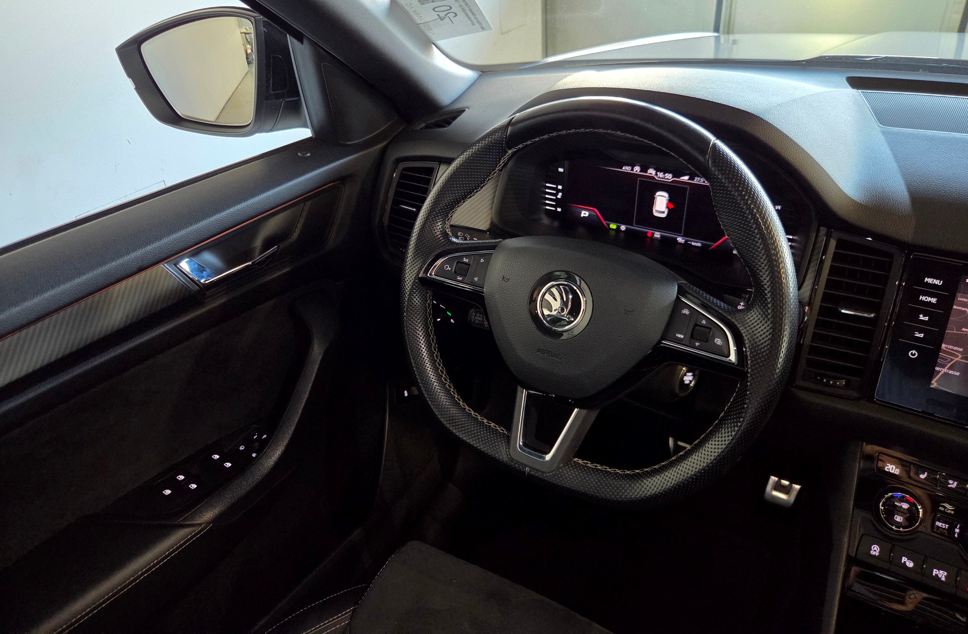 SKODA Kodiaq 2.0 TSI Sportline DSG-image-18