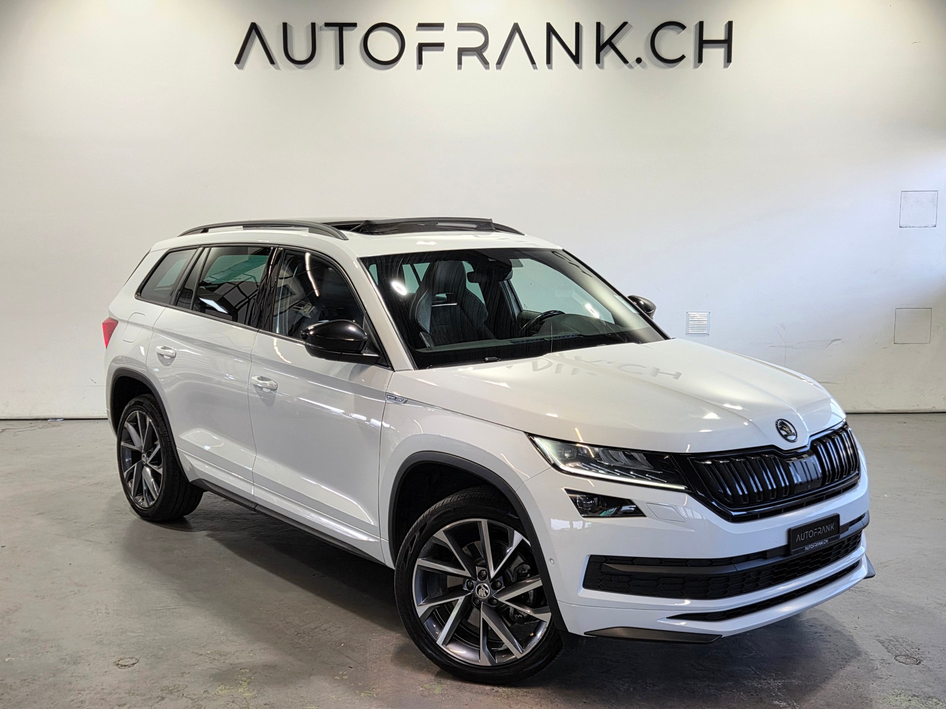 SKODA Kodiaq 2.0 TSI Sportline DSG-image-22
