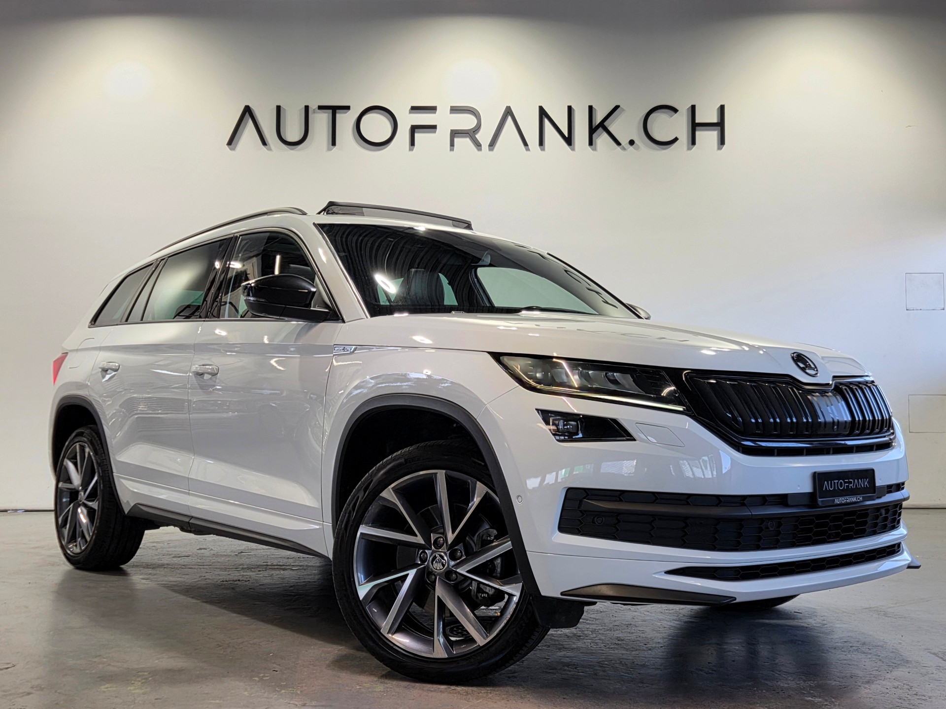 SKODA Kodiaq 2.0 TSI Sportline DSG-image-0