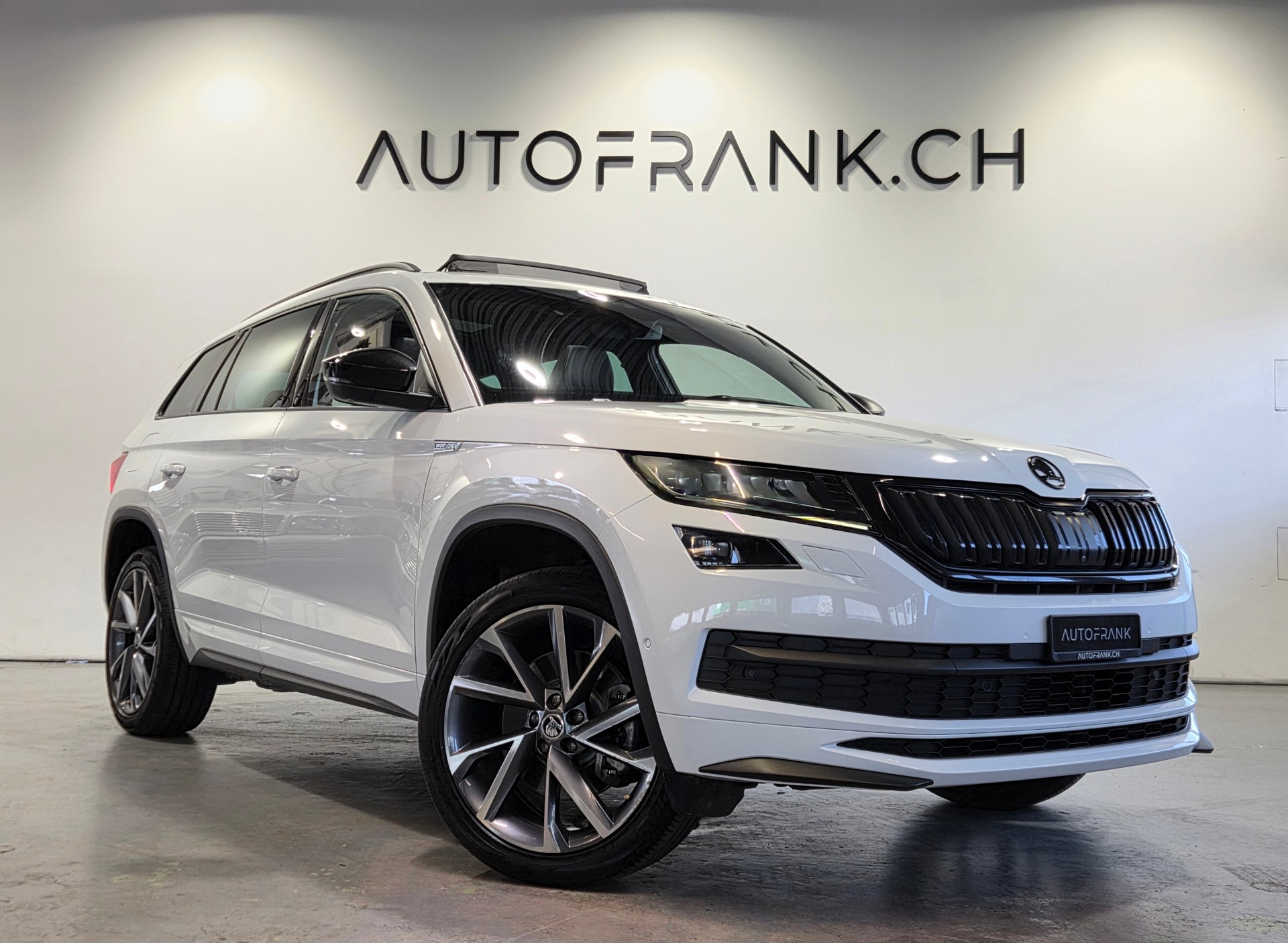 SKODA Kodiaq 2.0 TSI Sportline DSG-image-16