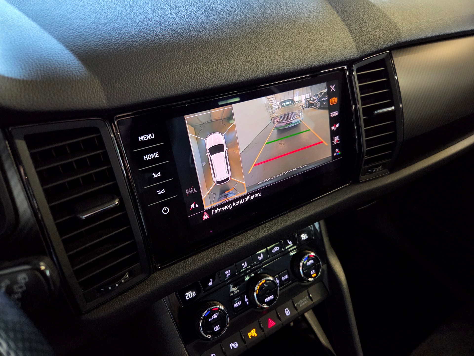 SKODA Kodiaq 2.0 TSI Sportline DSG-image-5