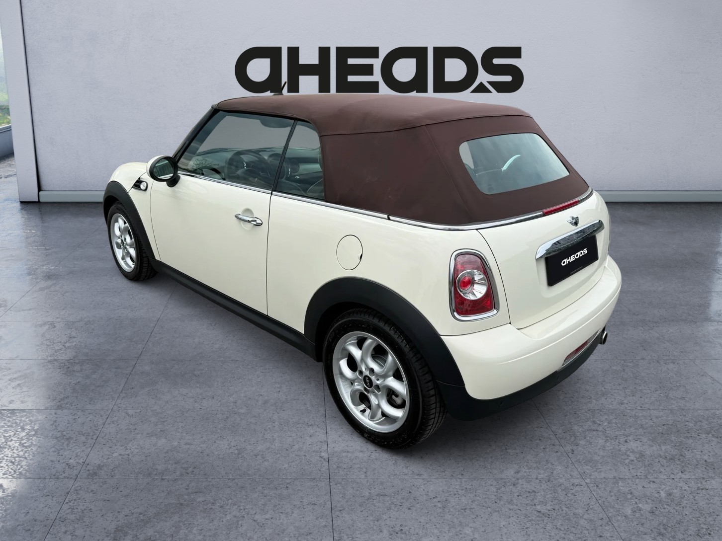 MINI Cooper Cabriolet-image-3