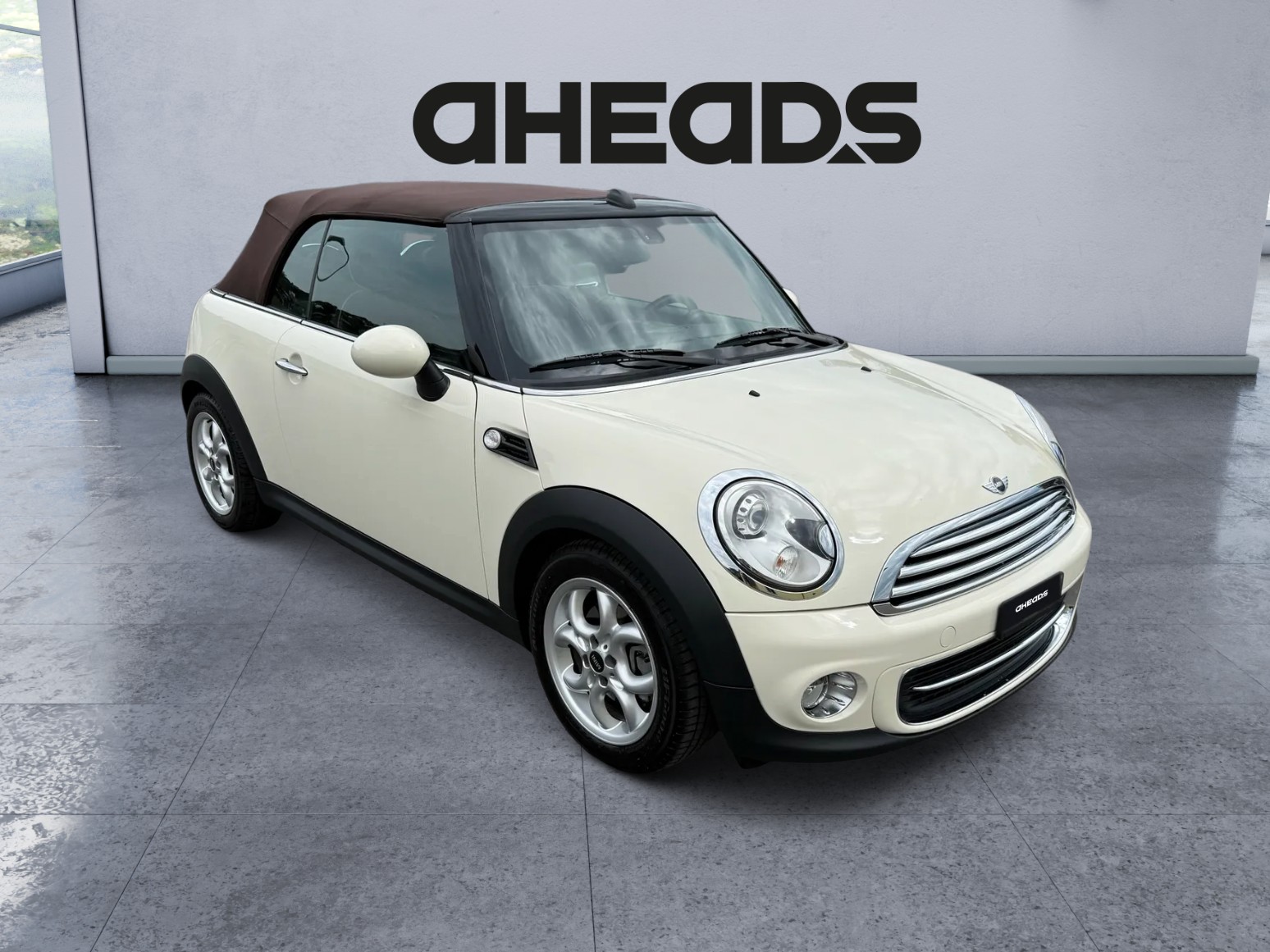 MINI Cooper Cabriolet-image-7