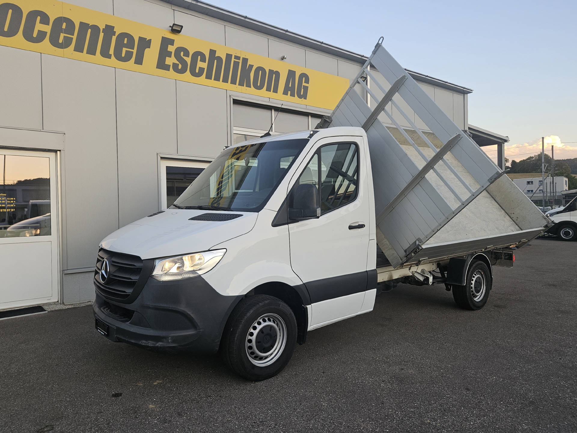 MERCEDES-BENZ Sprinter 317 Kab.-Ch. 3665 S 2.0 CDI 170* Automat * Klima * 3-Seitenkipper * Gratis-Service *-image-9