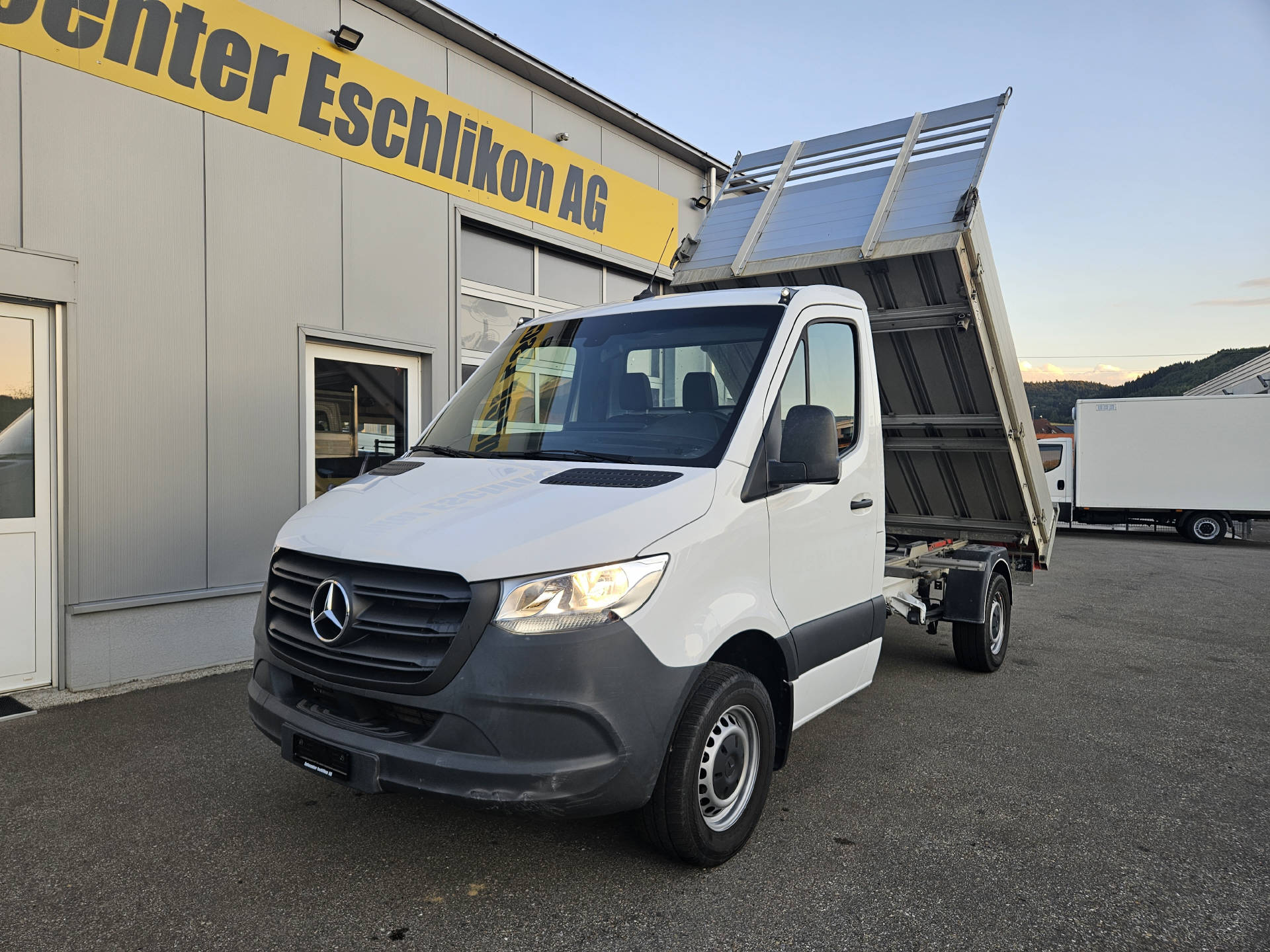 MERCEDES-BENZ Sprinter 317 Kab.-Ch. 3665 S 2.0 CDI 170* Automat * Klima * 3-Seitenkipper * Gratis-Service *-image-2