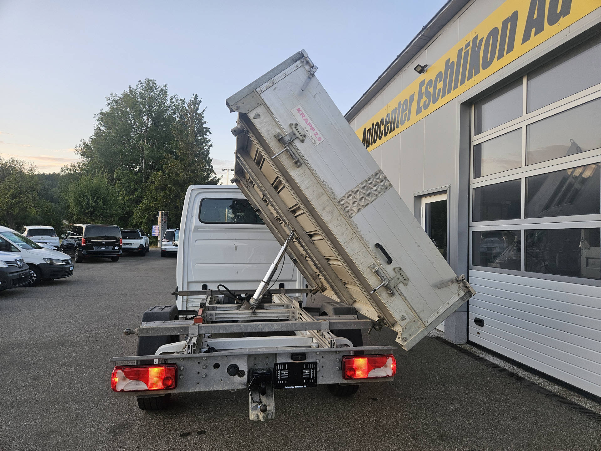 MERCEDES-BENZ Sprinter 317 Kab.-Ch. 3665 S 2.0 CDI 170* Automat * Klima * 3-Seitenkipper * Gratis-Service *-image-12