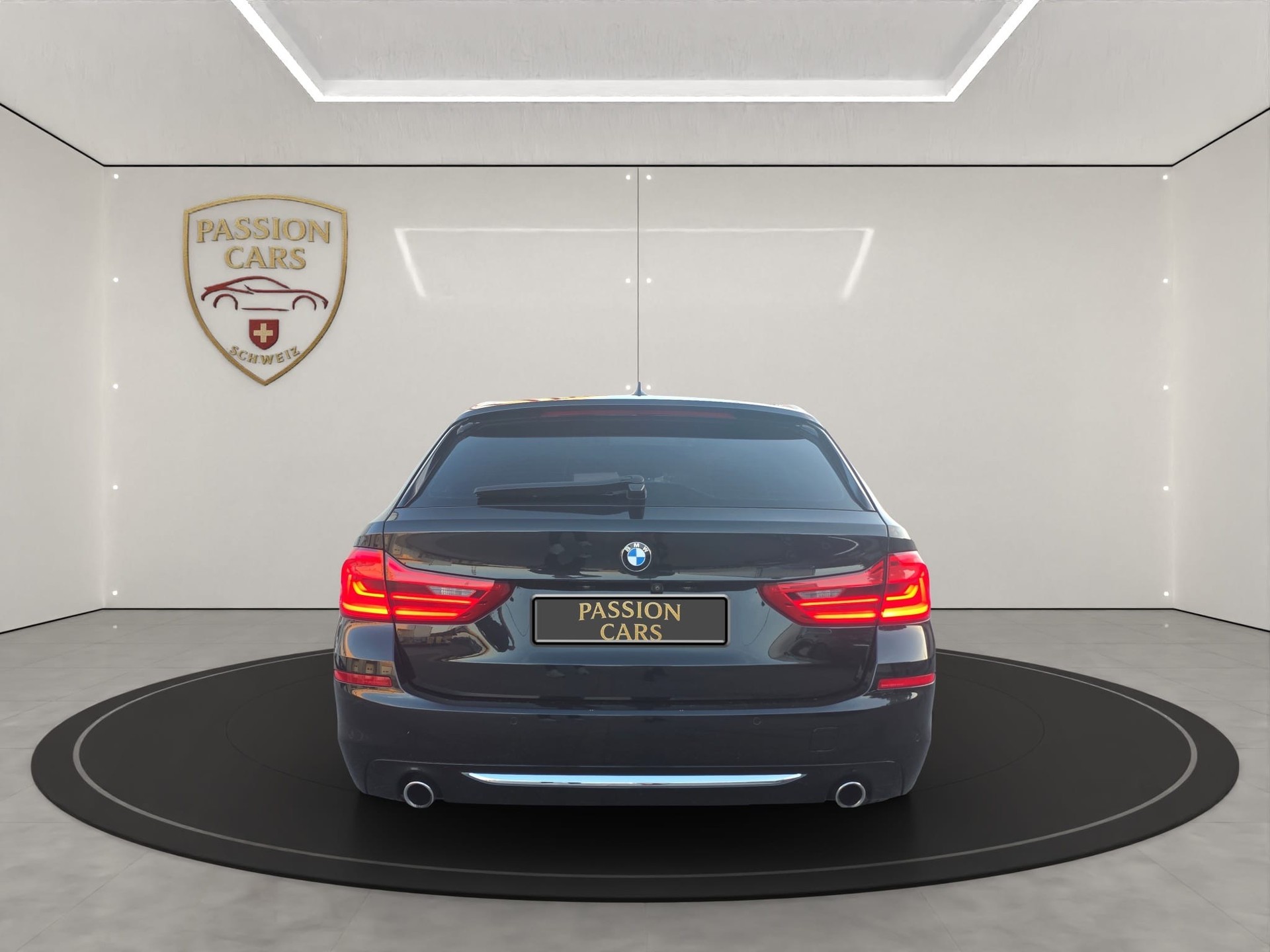 BMW 530d xDrive Touring Luxury Line Steptronic-image-3