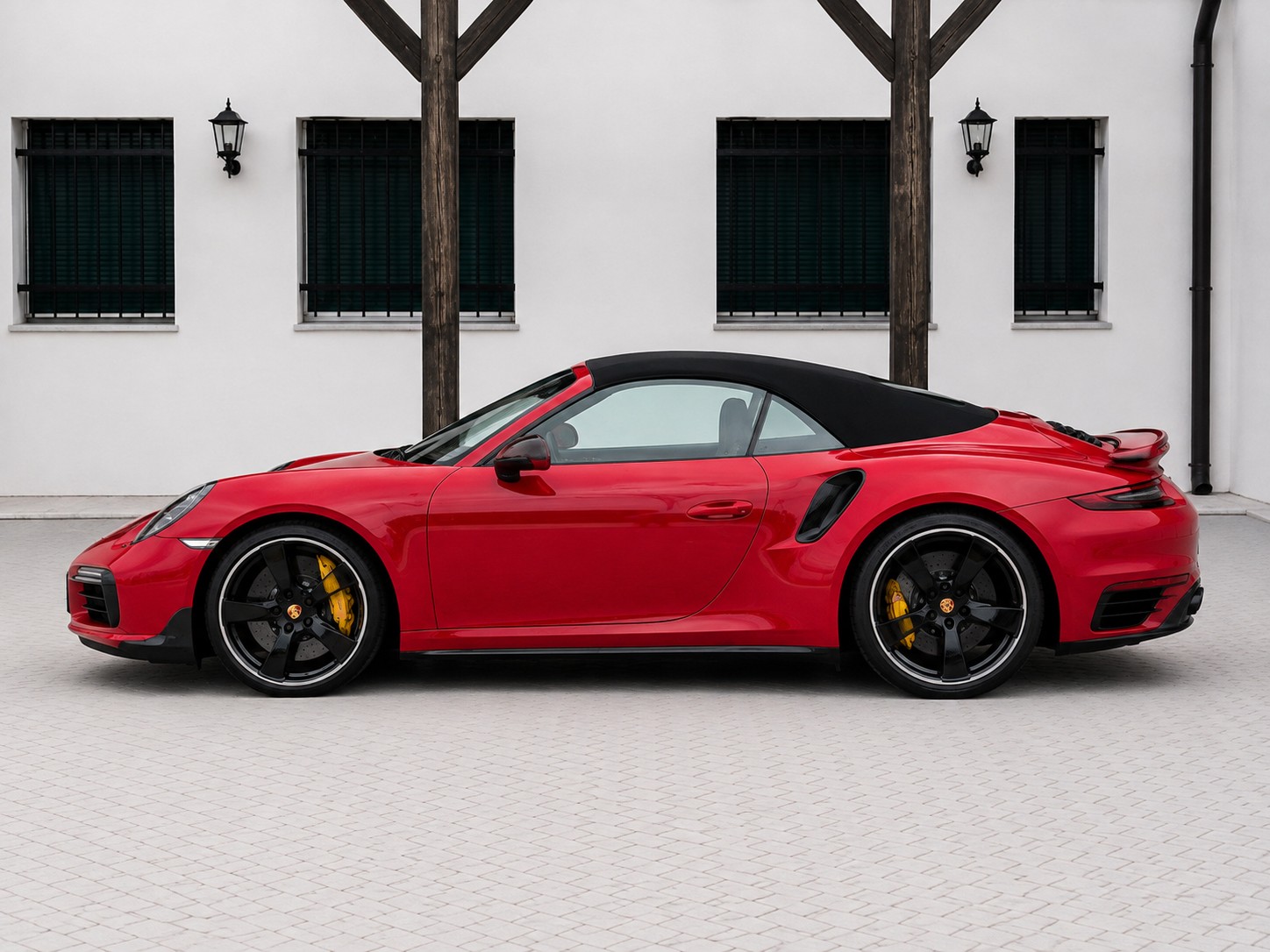 PORSCHE Turbo S Cabriolet PDK (991.2)-image-2