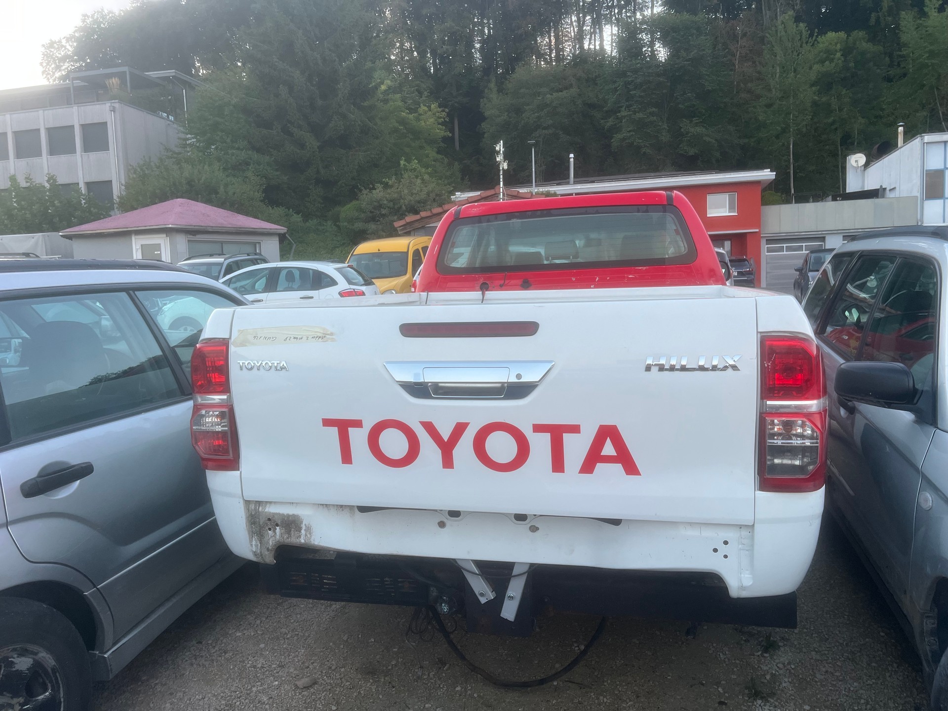 TOYOTA Hilux 2.5D 4WD Double Cab Luna-image-4
