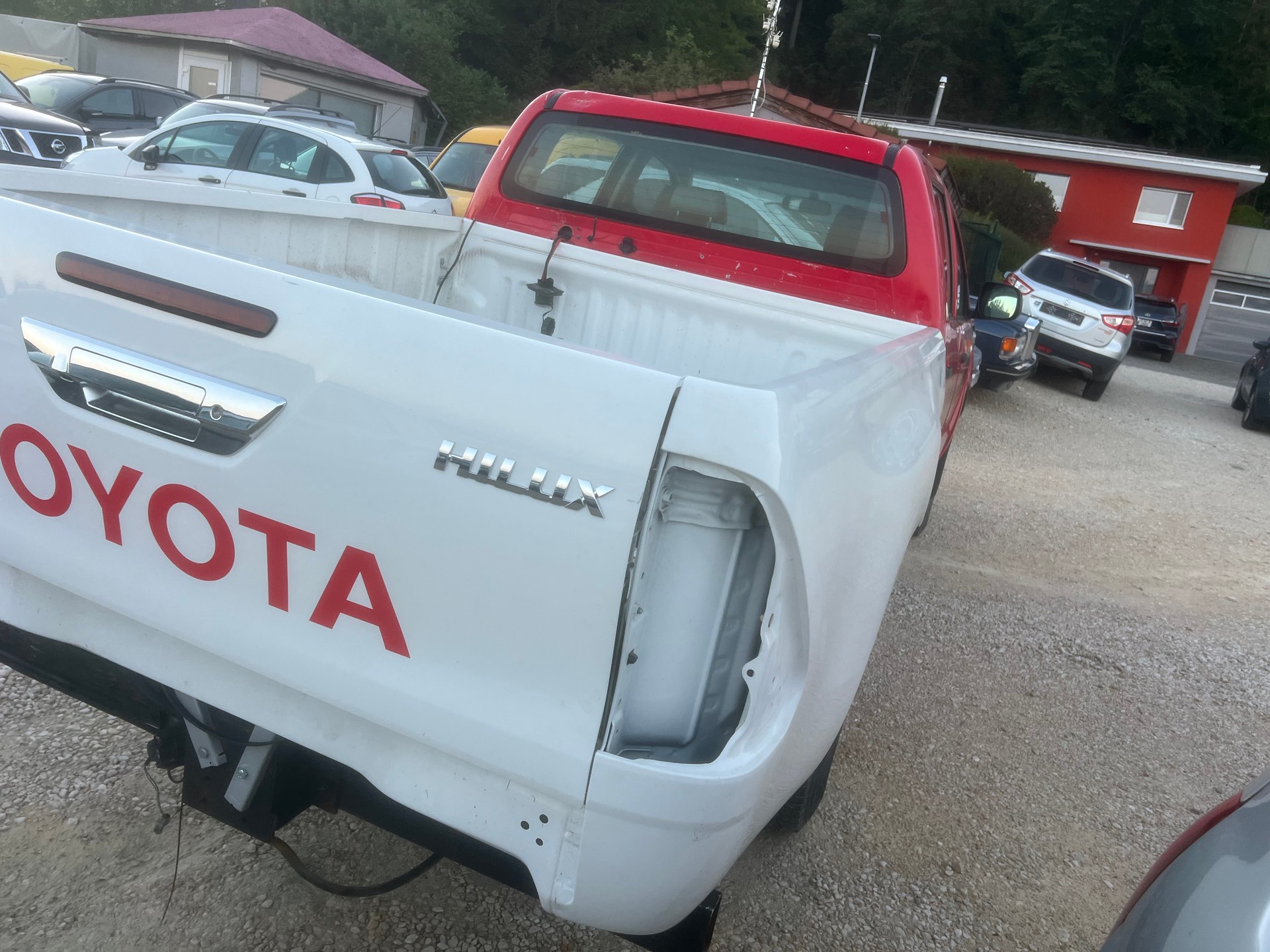 TOYOTA Hilux 2.5D 4WD Double Cab Luna-image-9