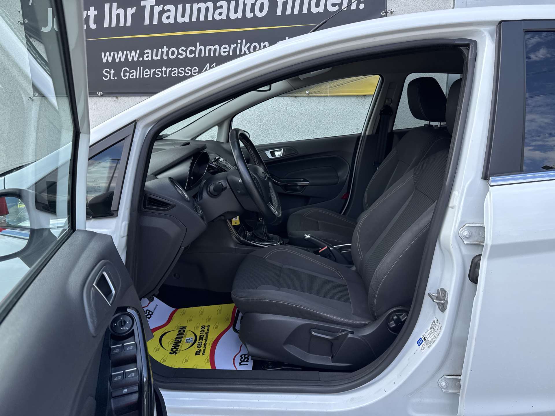 FORD Fiesta 1.0 SCTi Swiss Edition-image-6