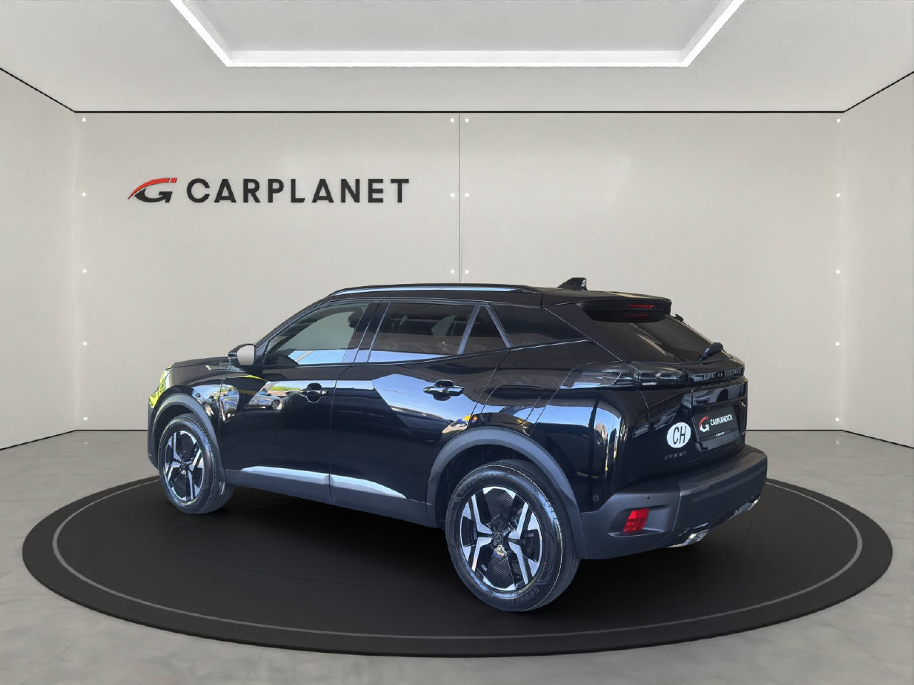 PEUGEOT 2008 1.2 Hybrid 145 PS GT-image-2