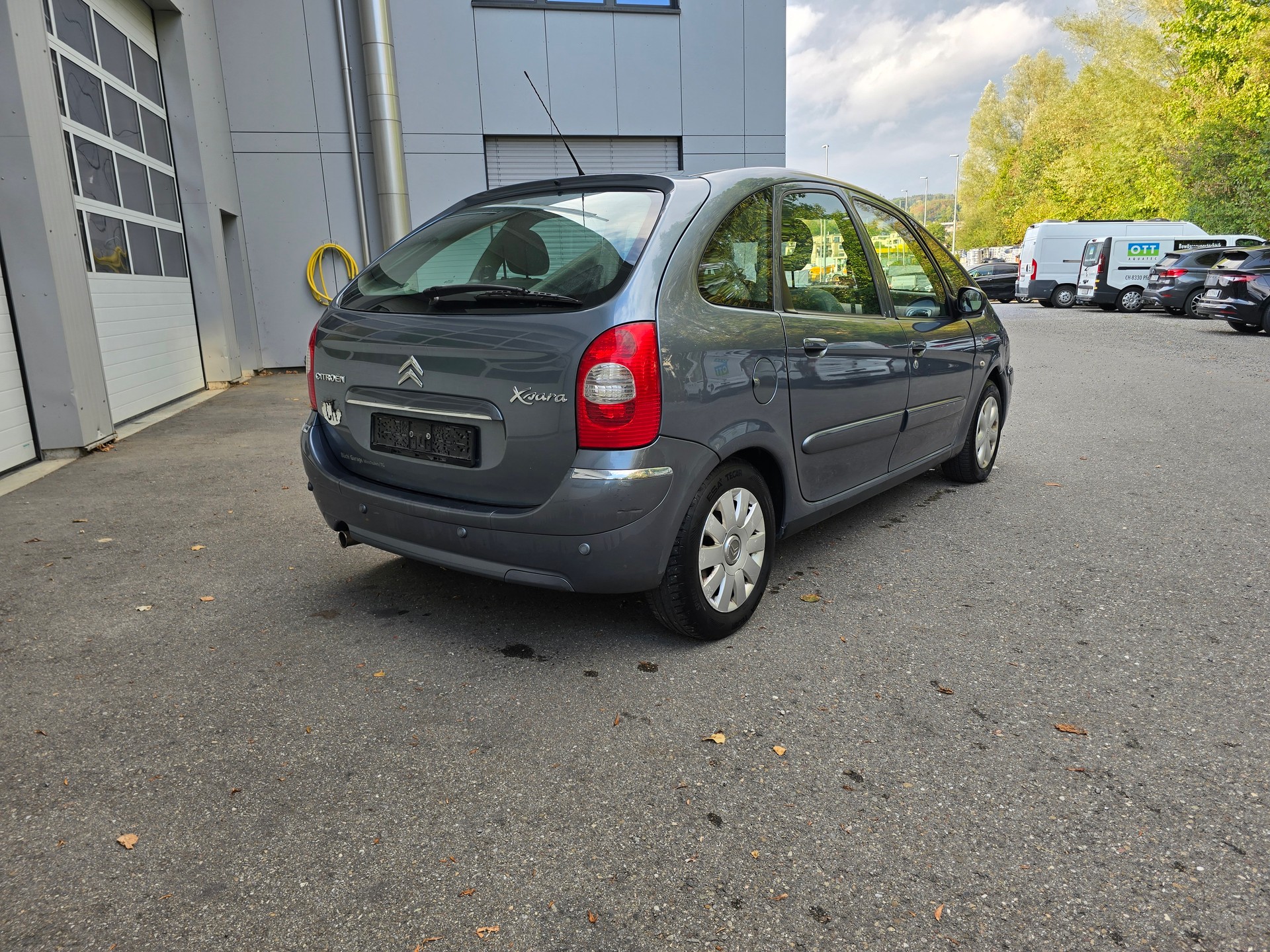 CITROEN Xsara Picasso 2.0i 16V Edition Automatic-image-2
