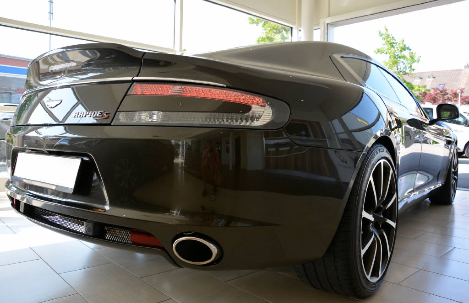 ASTON MARTIN Rapide Rapide 6.0 S V12-image-4