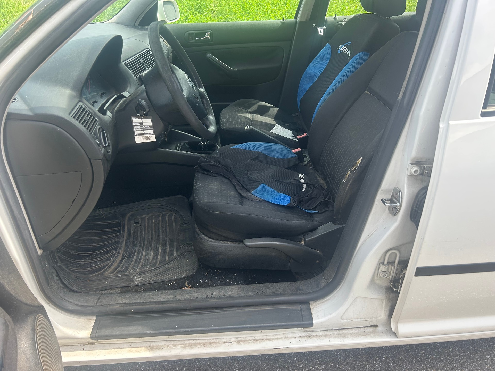 VW Golf Variant 1.9 TDI-image-5