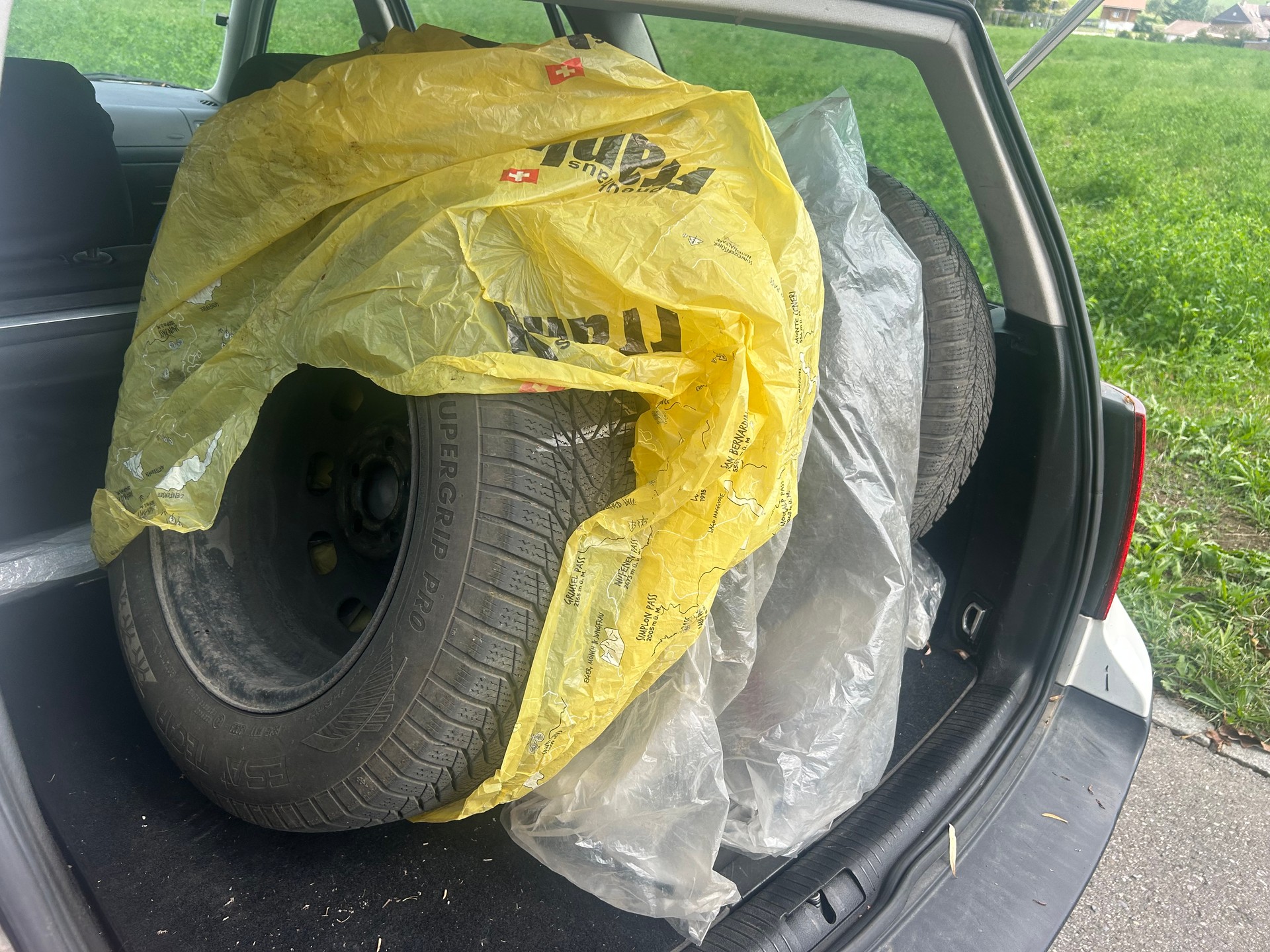 VW Golf Variant 1.9 TDI-image-7