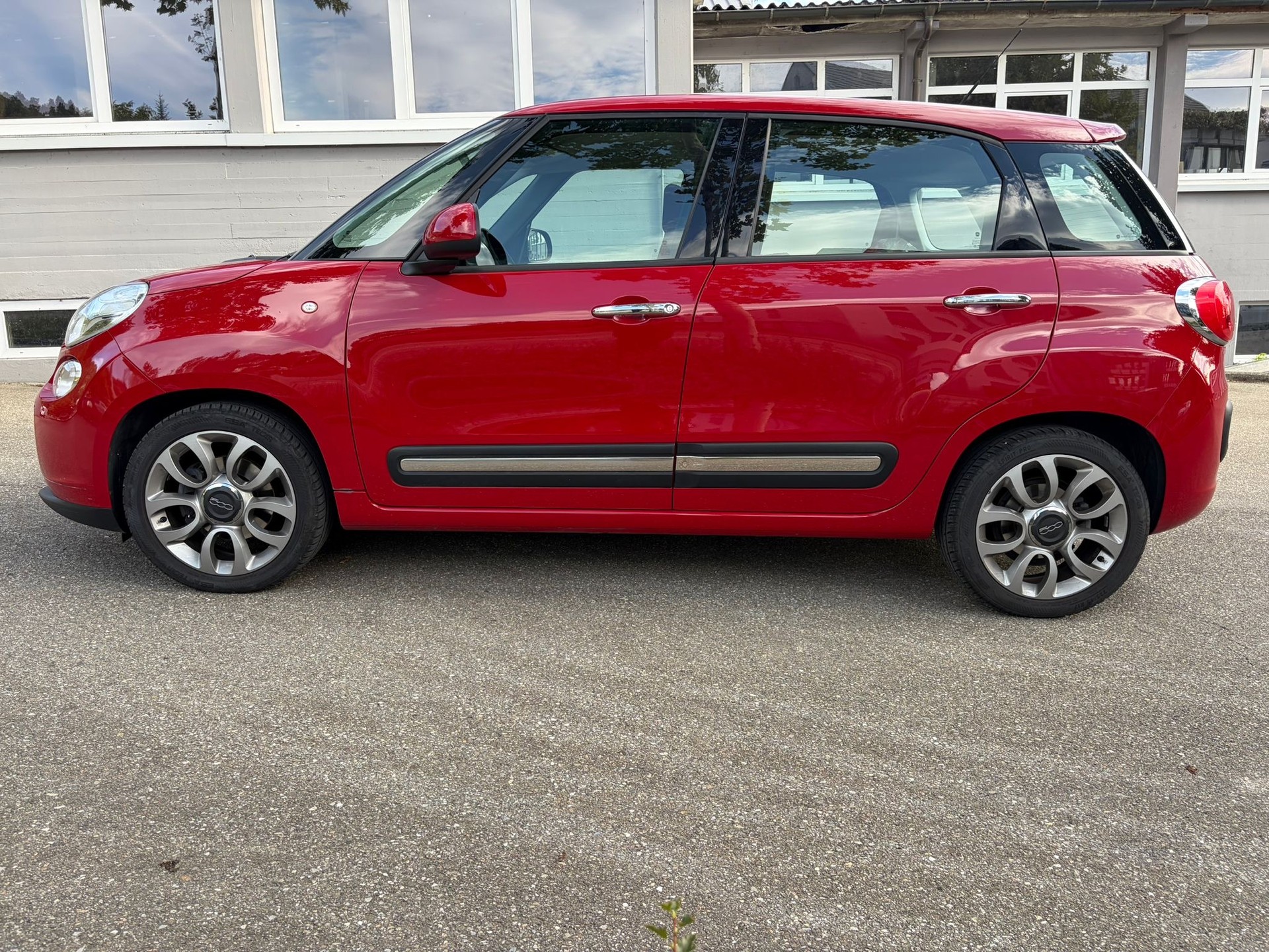 FIAT 500L 1.3 JTD Lounge-image-13