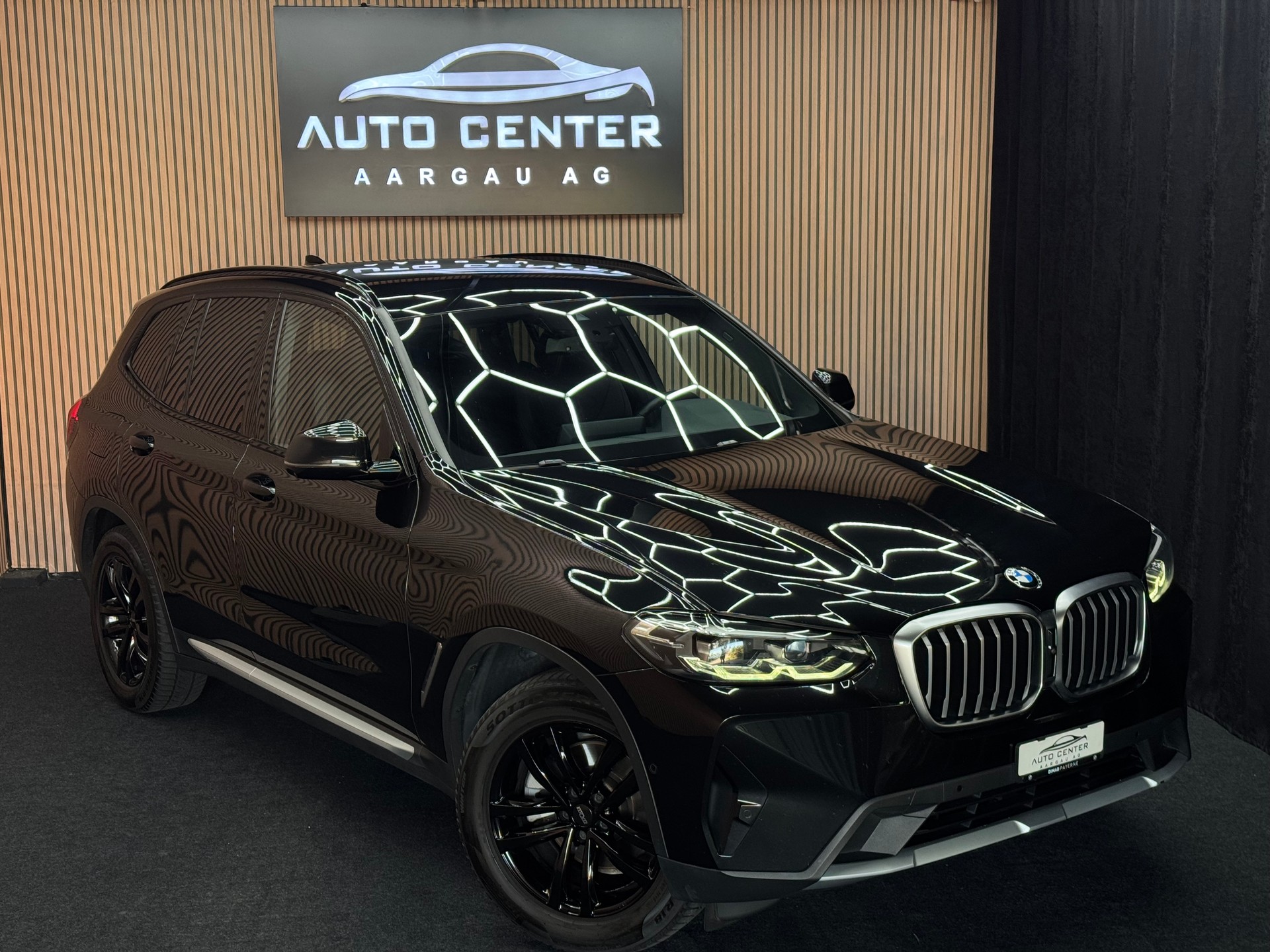 BMW X3 20d xDrive *ab CHF 229.-/ Monat*-image-0
