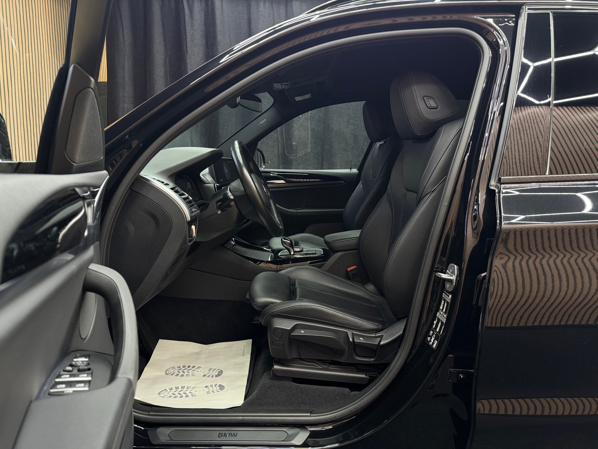 BMW X3 20d xDrive *ab CHF 229.-/ Monat*-image-10