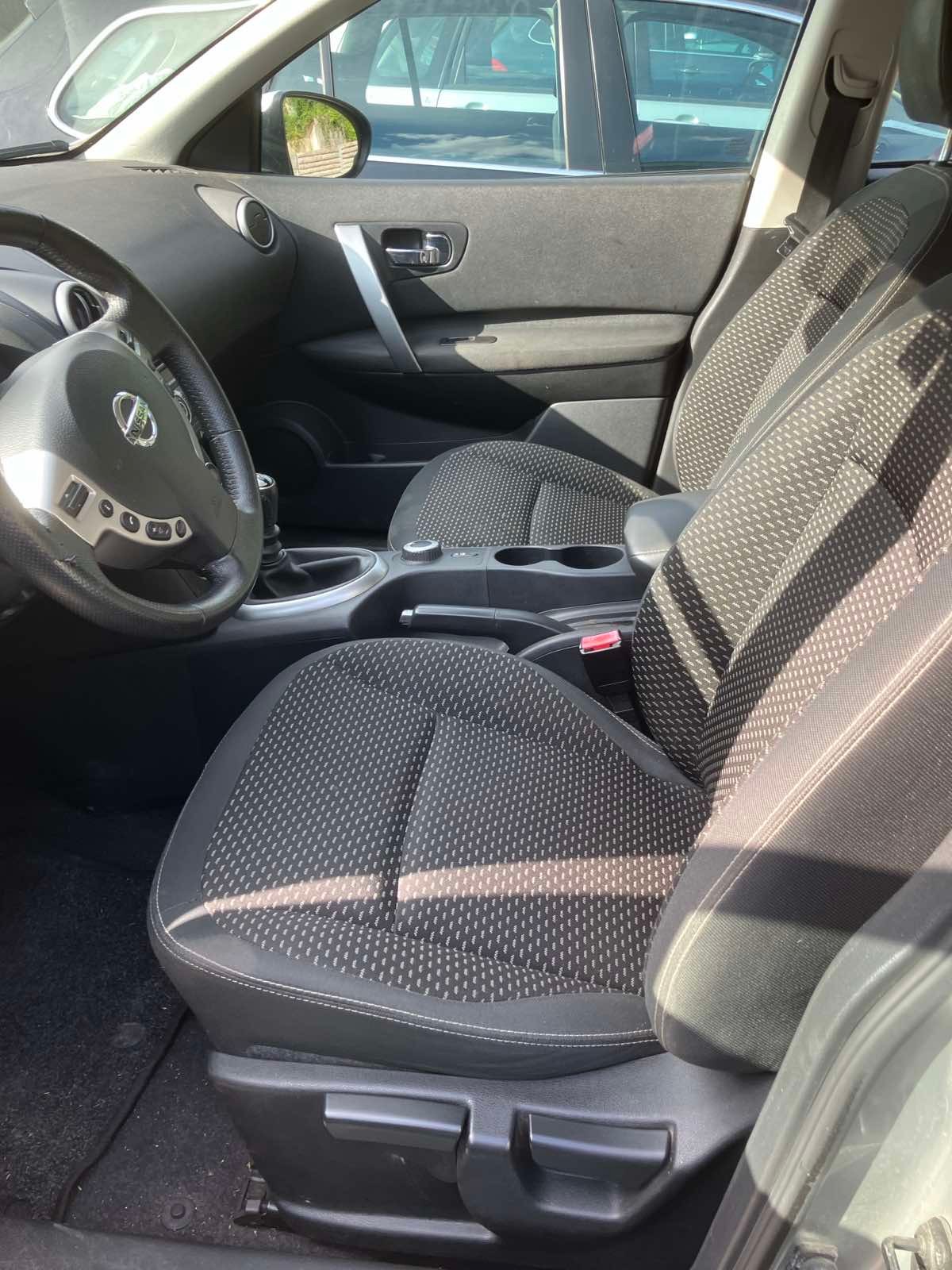 NISSAN Qashqai 2.0 4WD-image-6