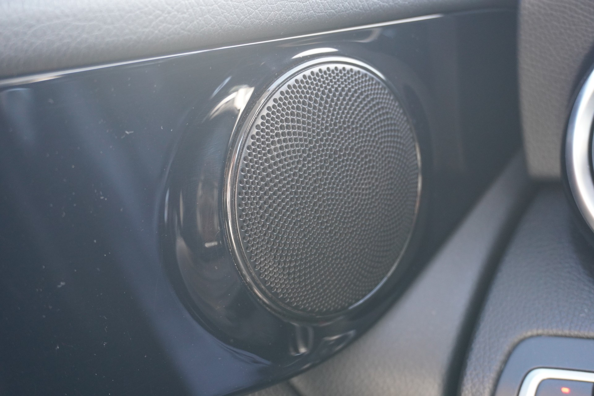 MERCEDES-BENZ GLC 250 4Matic 9G-Tronic-image-26
