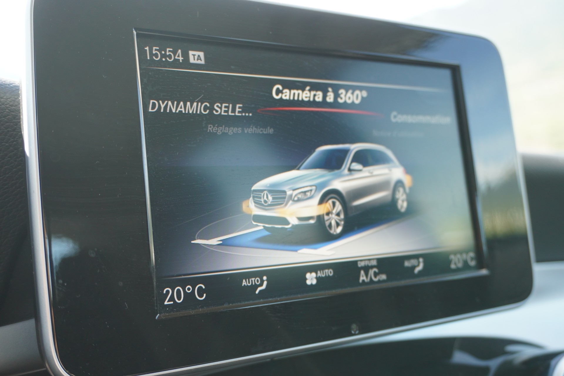MERCEDES-BENZ GLC 250 4Matic 9G-Tronic-image-23