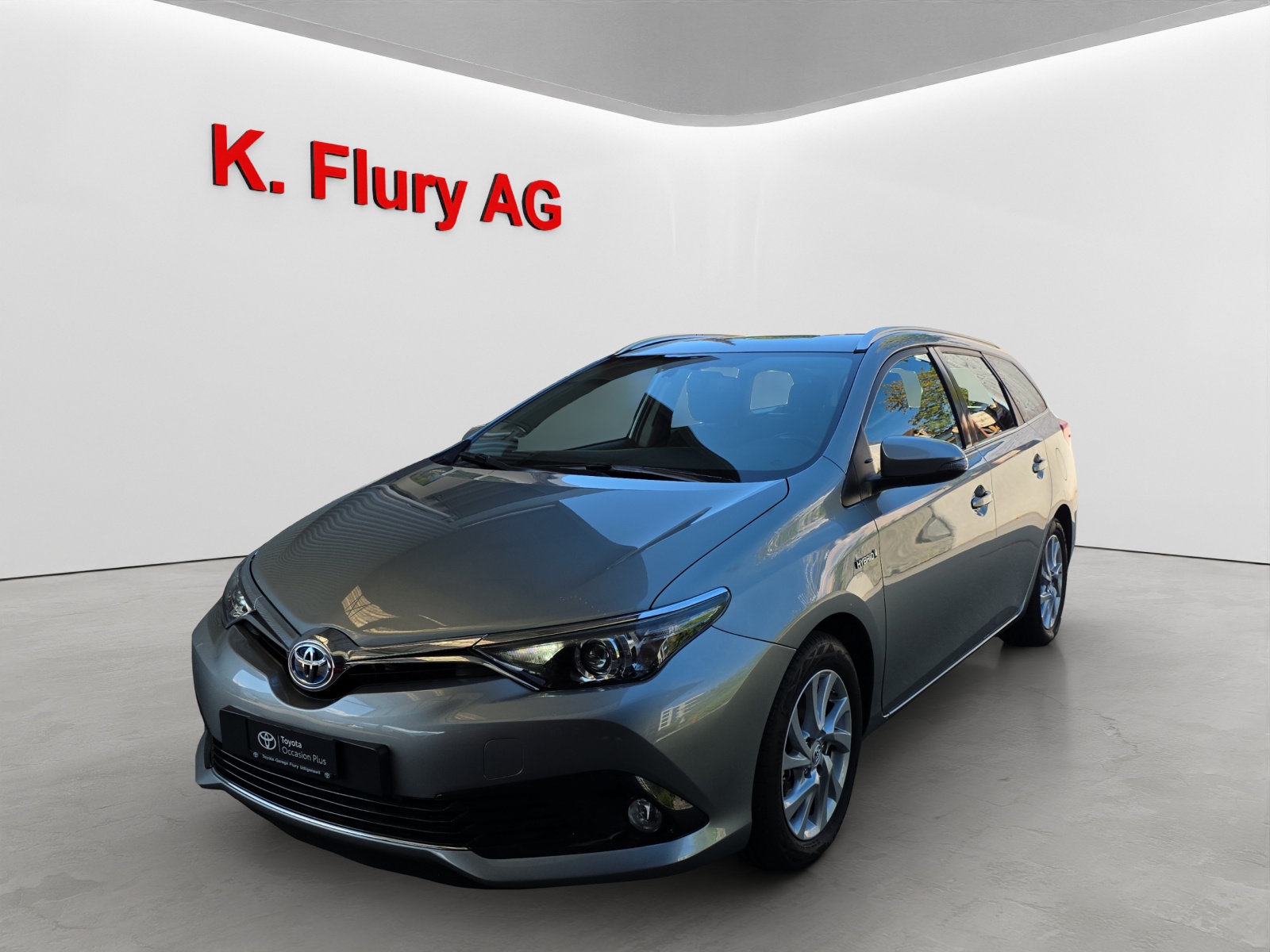 TOYOTA Auris Touring Sports 1.8 HSD Trend-image-0