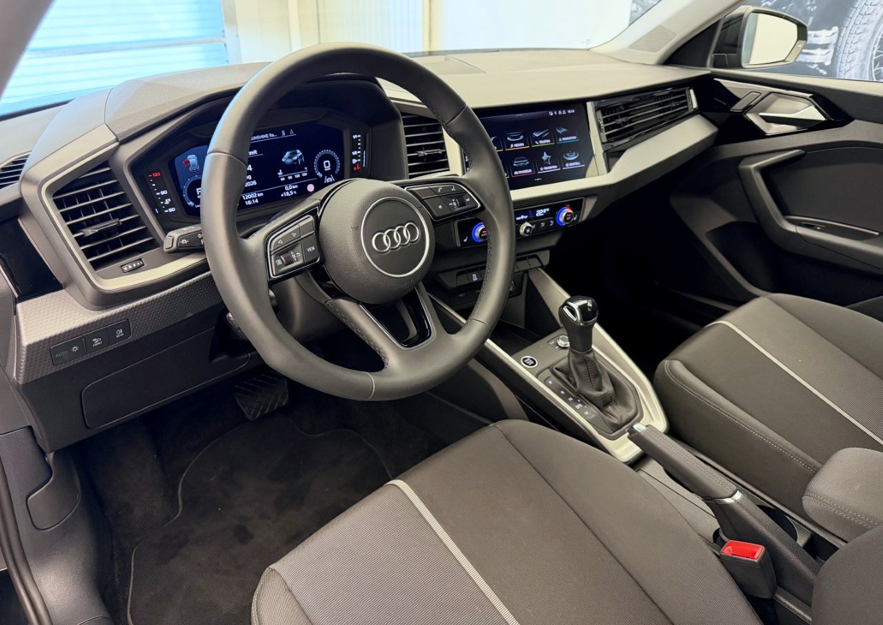 AUDI A1 allstreet 30 TFSI S-tronic-image-5