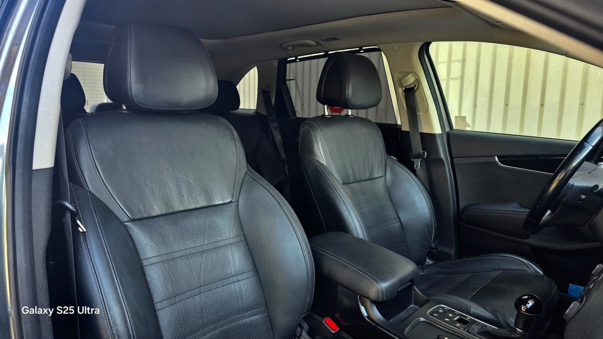 KIA Sorento 2.2 CRDI Style 7P. Automatic-image-9