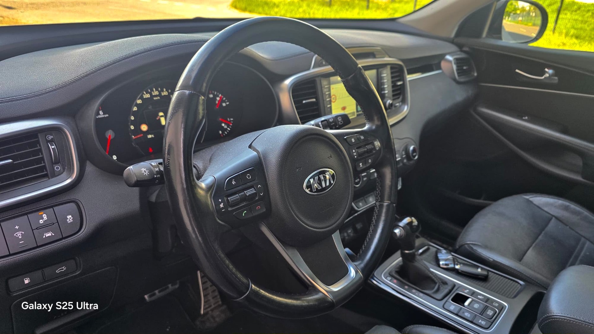 KIA Sorento 2.2 CRDI Style 7P. Automatic-image-13