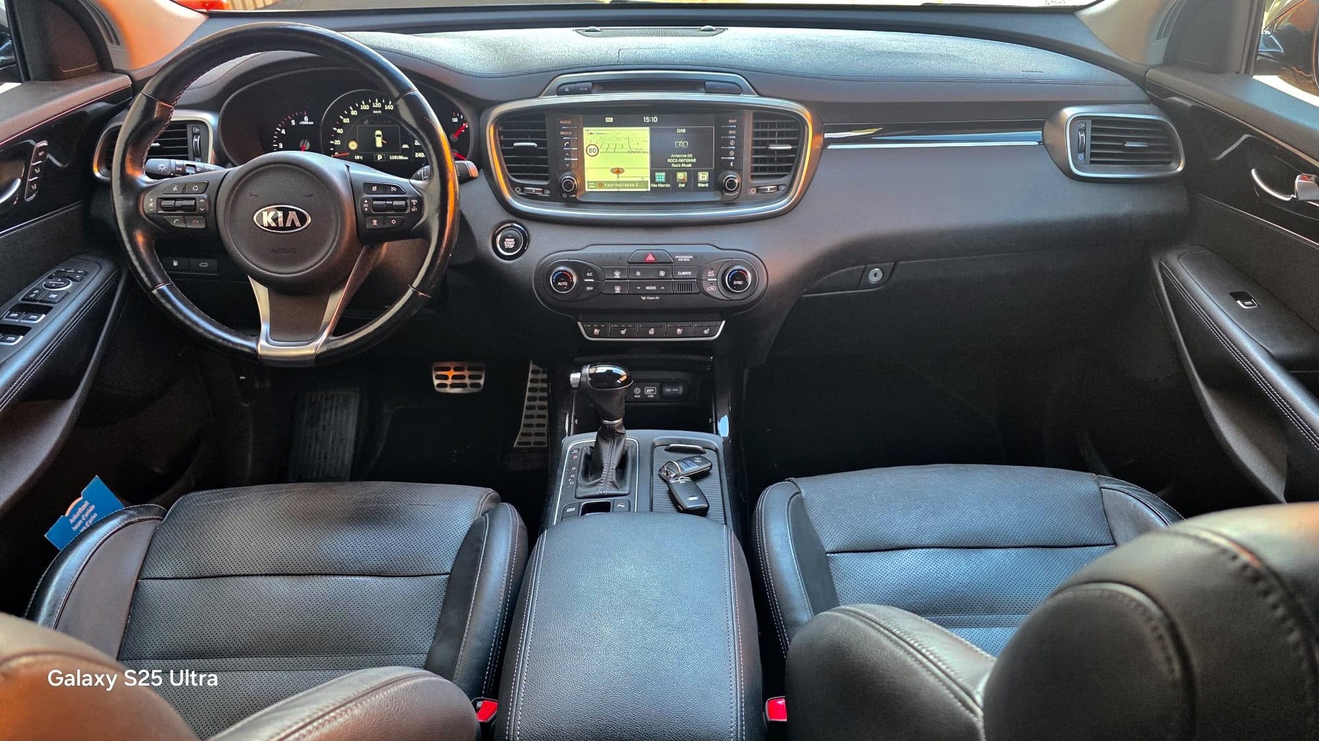 KIA Sorento 2.2 CRDI Style 7P. Automatic-image-14