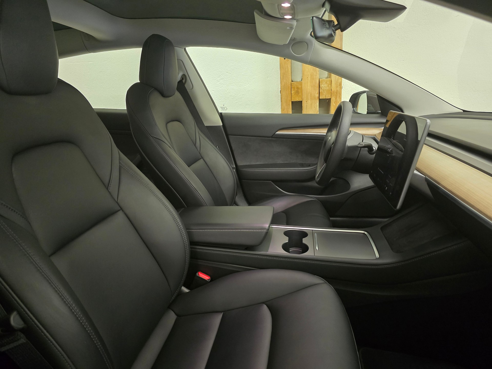 TESLA Model 3 Long Range Dual Motor AWD-image-2