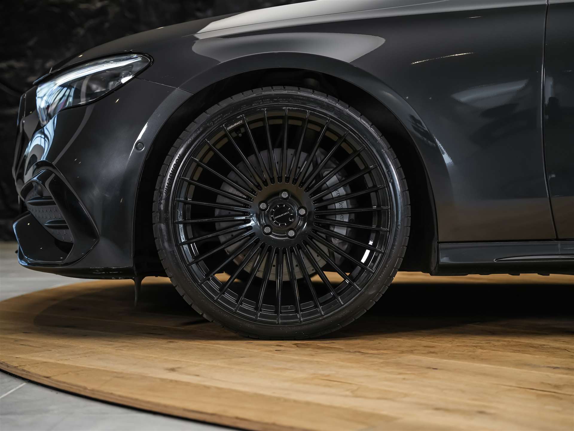 MERCEDES-BENZ E 200 AMG Line 9G-Tronic *21" Felgen*-image-15