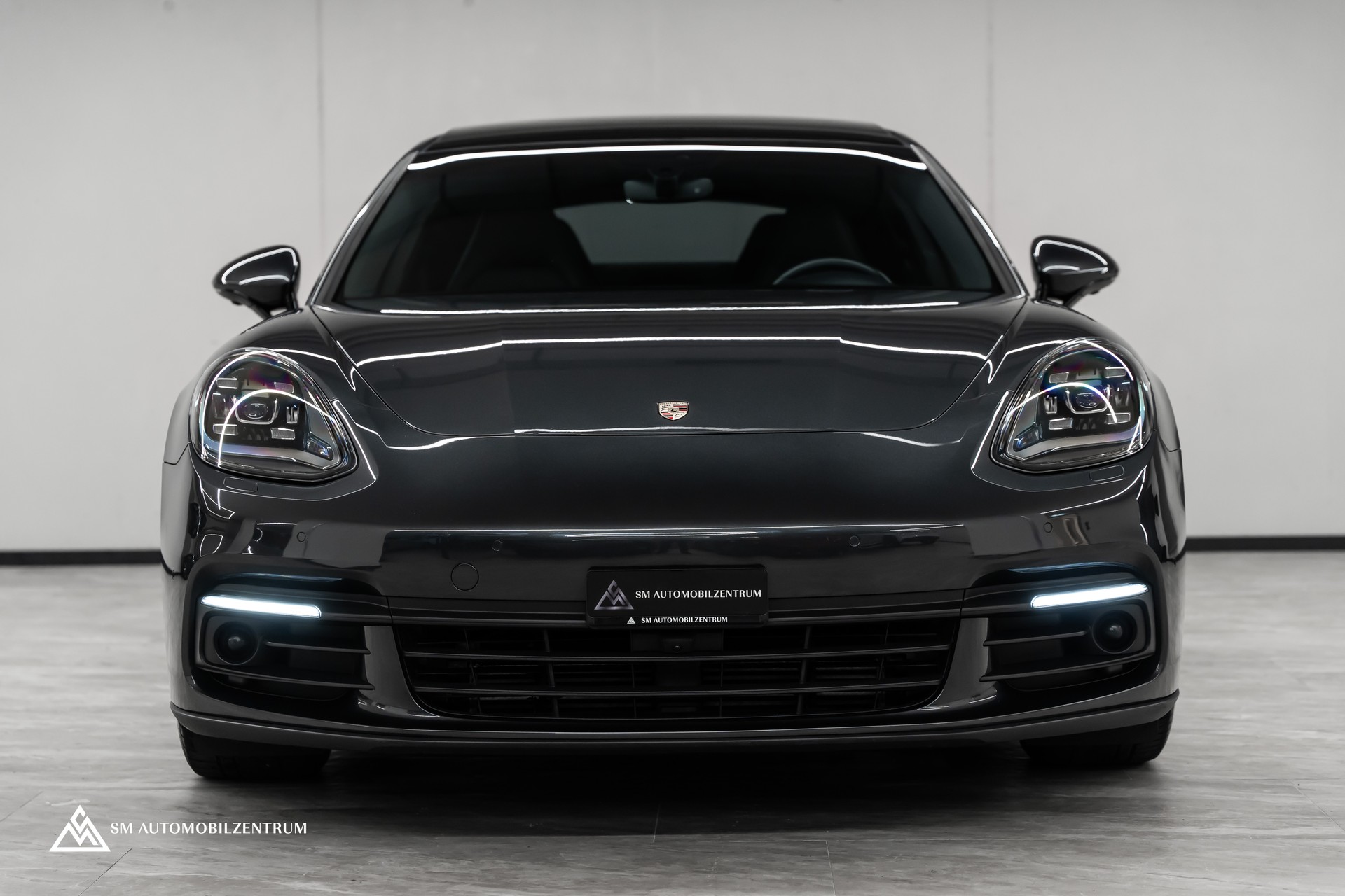 PORSCHE Panamera 3.0 V6 4 / Approved / Panorama / 360° / Bose / AHK-image-1