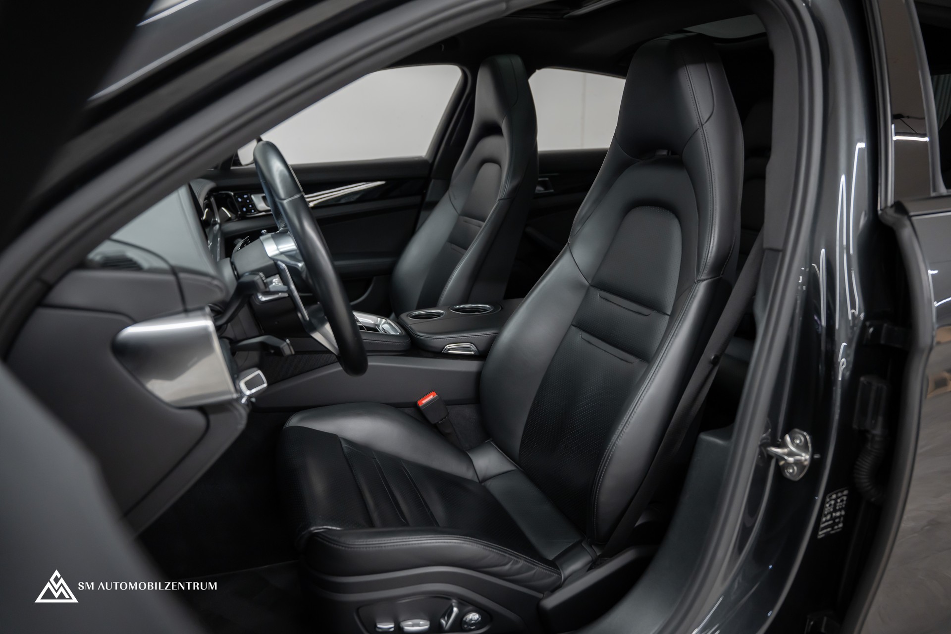 PORSCHE Panamera 3.0 V6 4 / Approved / Panorama / 360° / Bose / AHK-image-17
