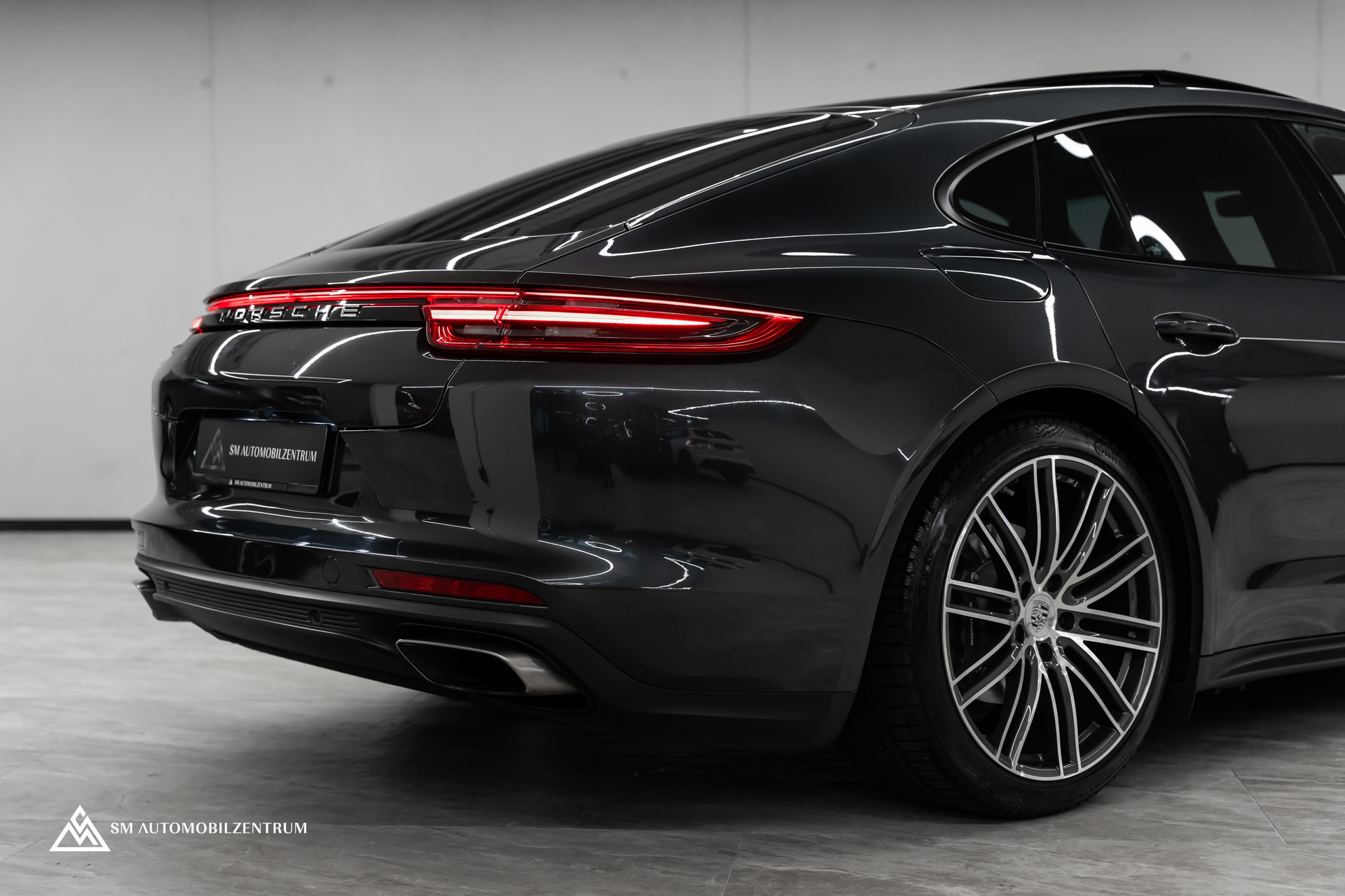 PORSCHE Panamera 3.0 V6 4 / Approved / Panorama / 360° / Bose / AHK-image-8