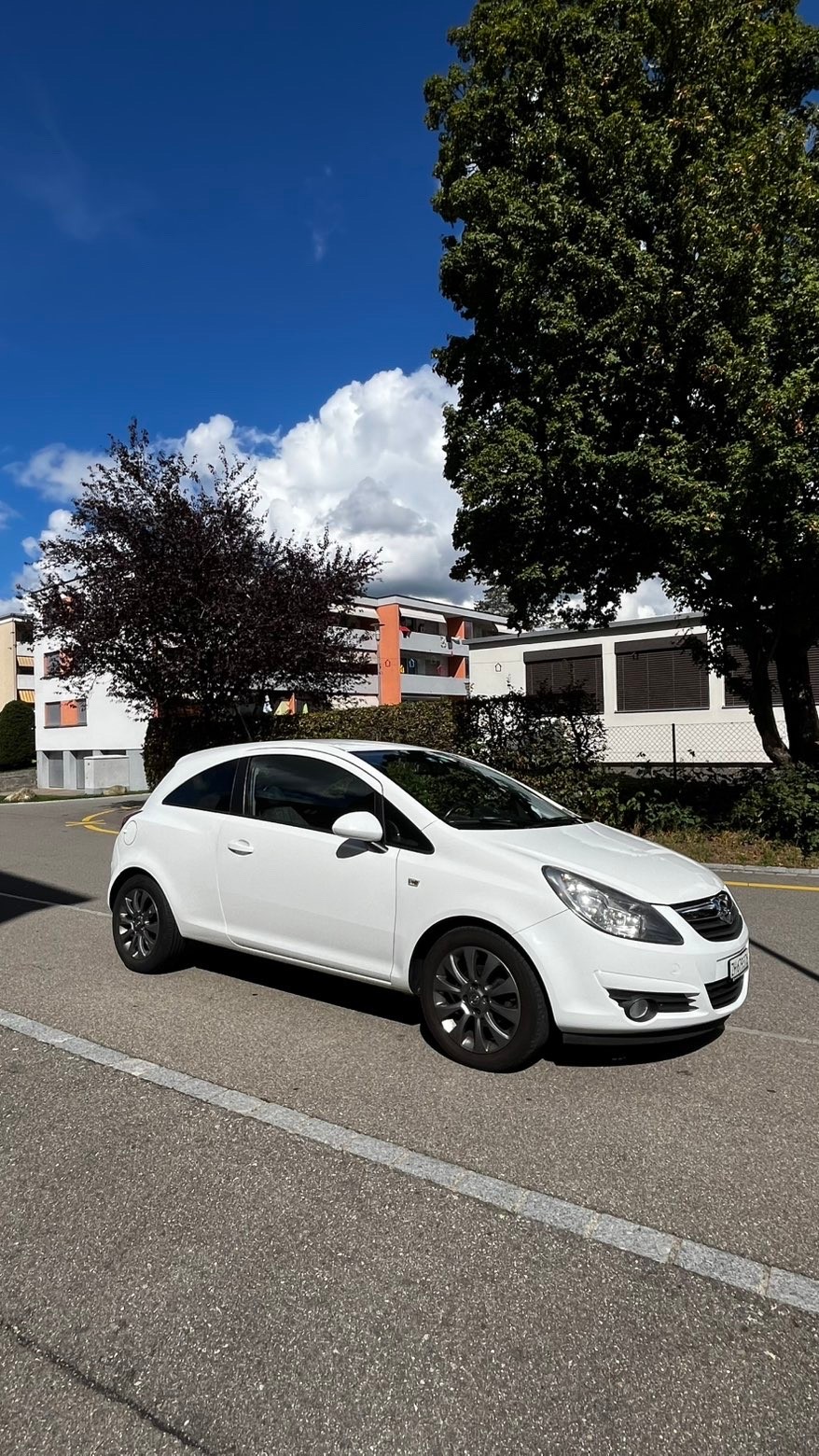 OPEL Corsa 1.4 TP Enjoy-image-1