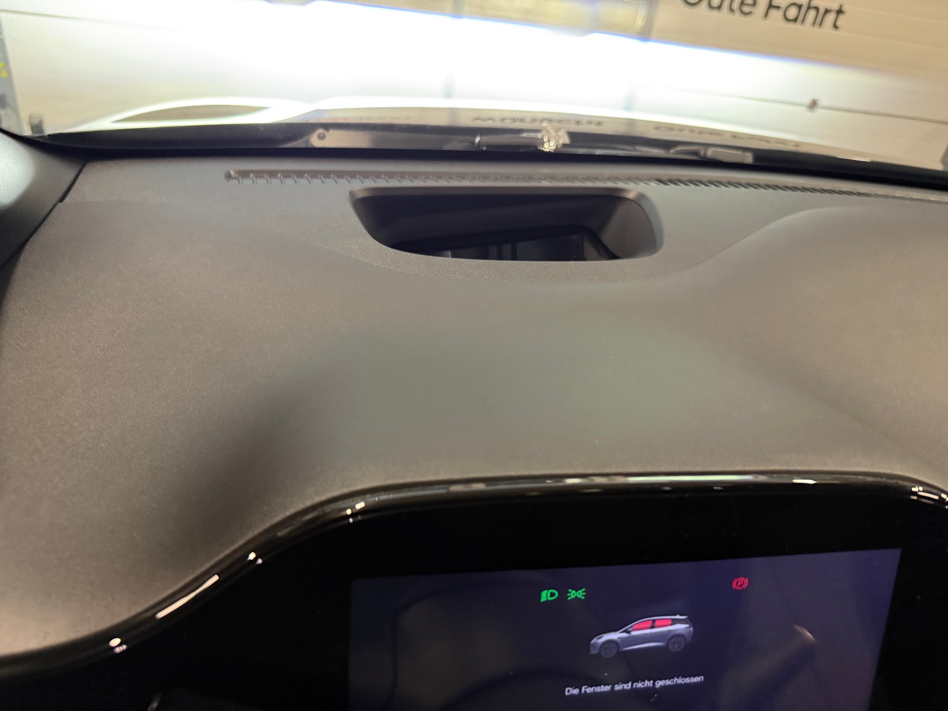 BYD Dolphin G DM-i Comfort-image-33