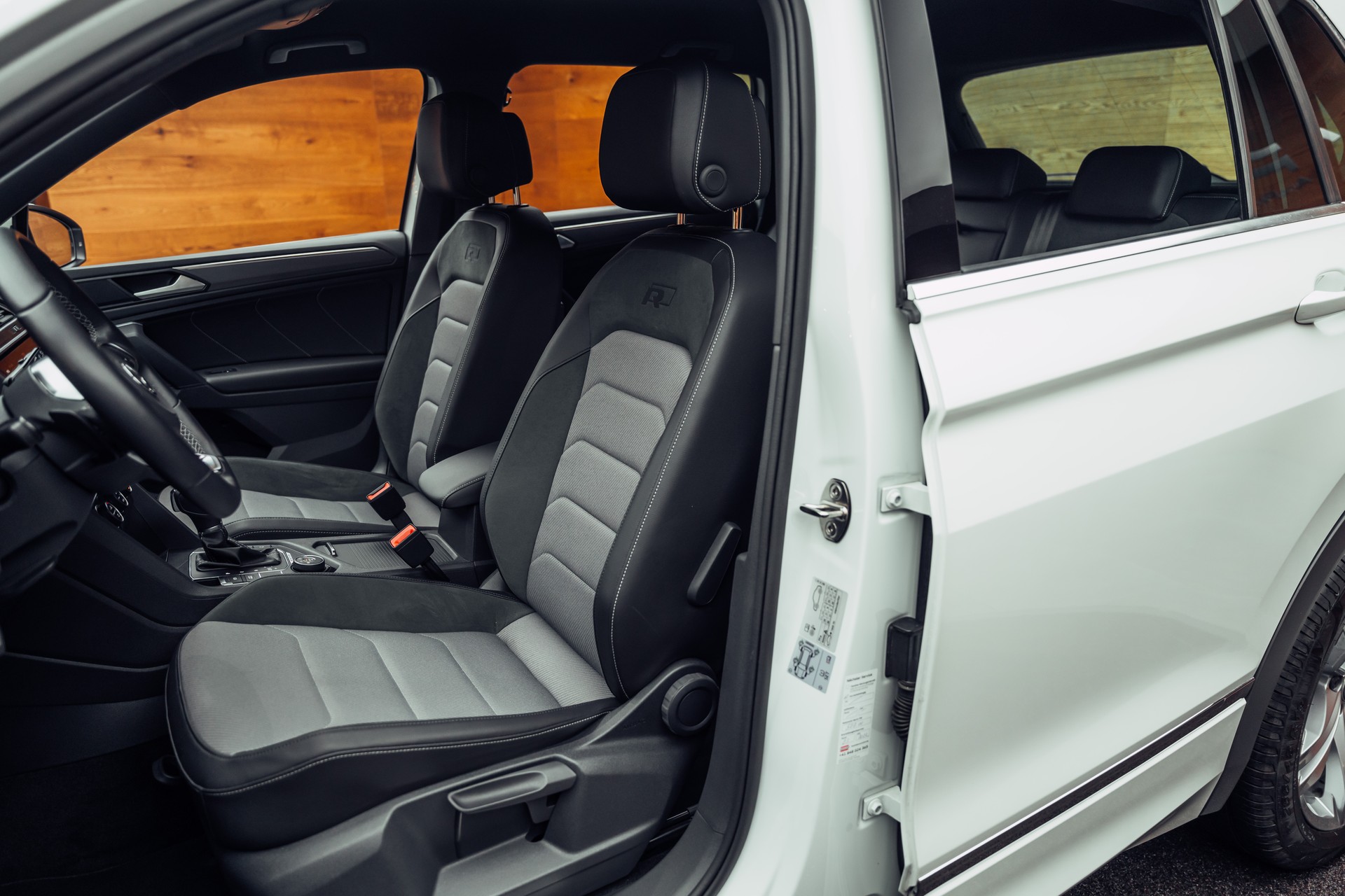 VW Tiguan 2.0 TDI SCR Highline 4Motion DSG-image-7
