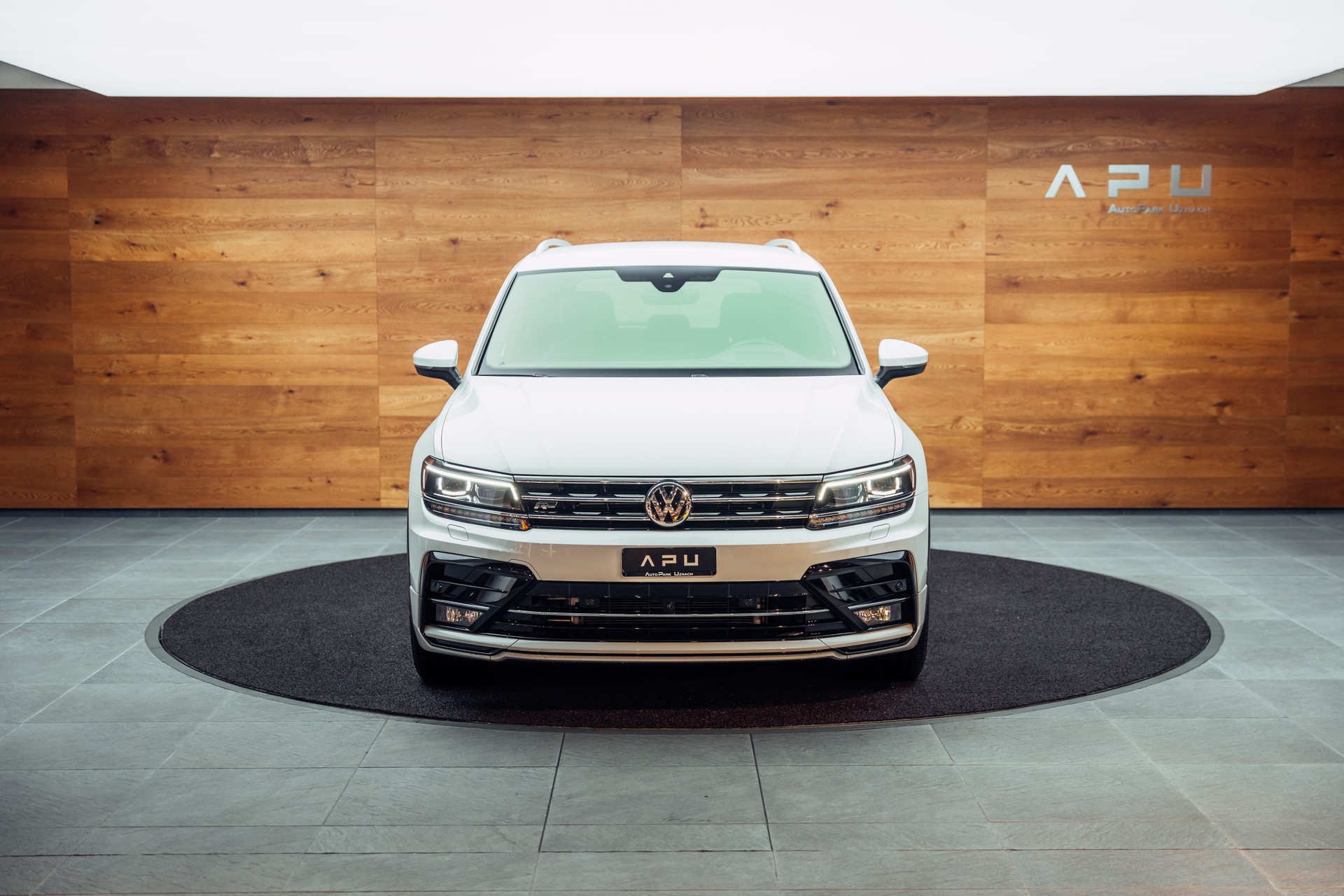 VW Tiguan 2.0 TDI SCR Highline 4Motion DSG-image-21