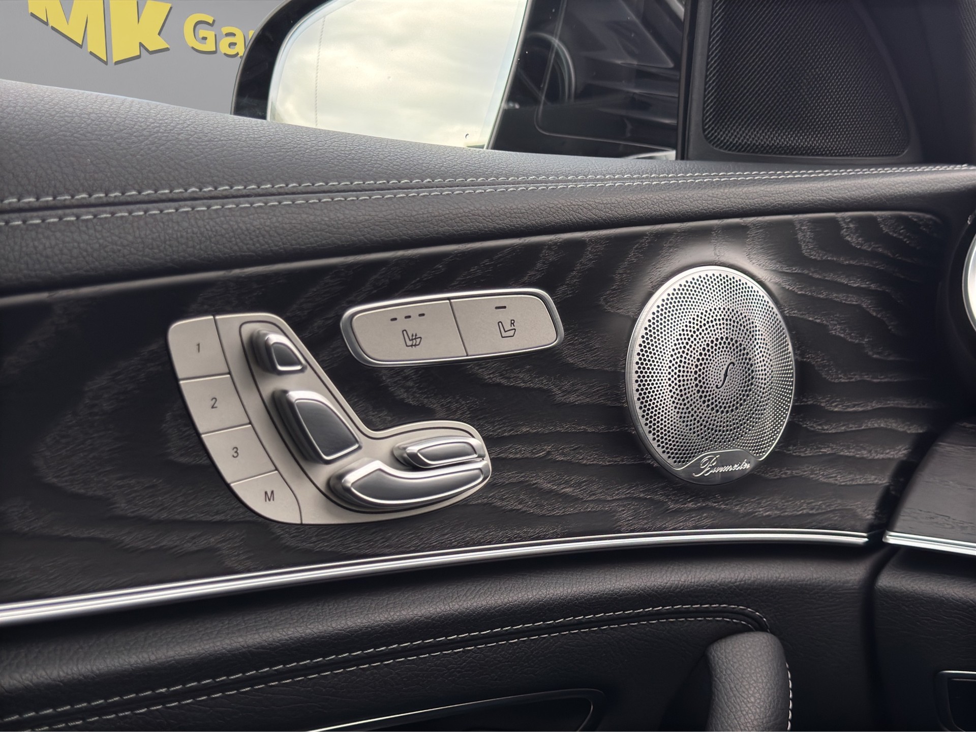 MERCEDES-BENZ E 220 d Exclusive 4Matic 9G-Tronic-image-17