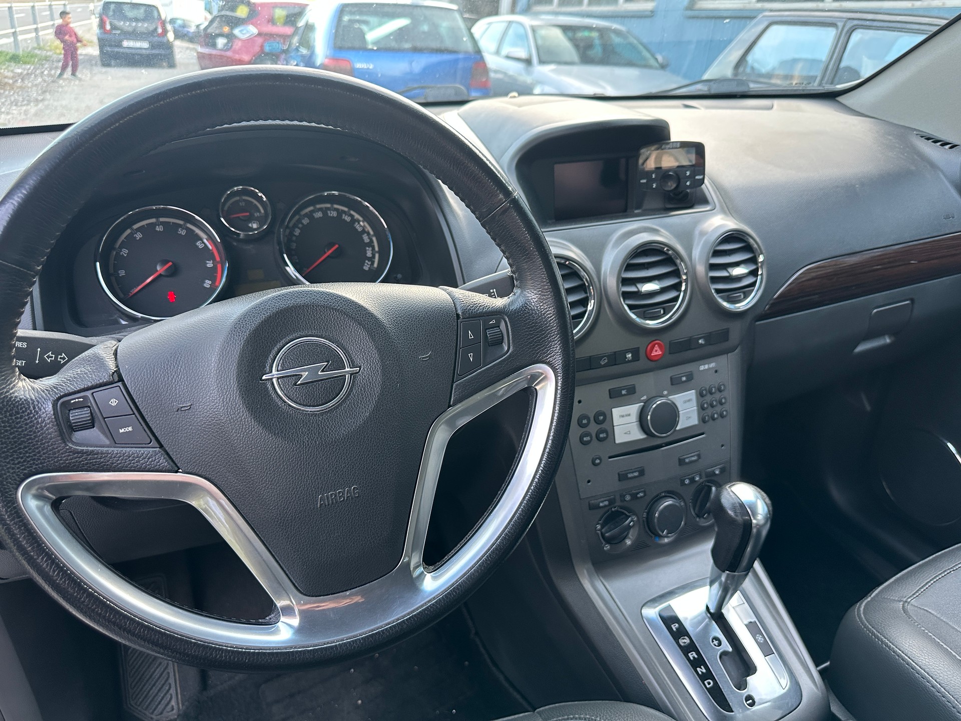 OPEL Antara 3.2 V6 Cosmo 4WD Automatic-image-4