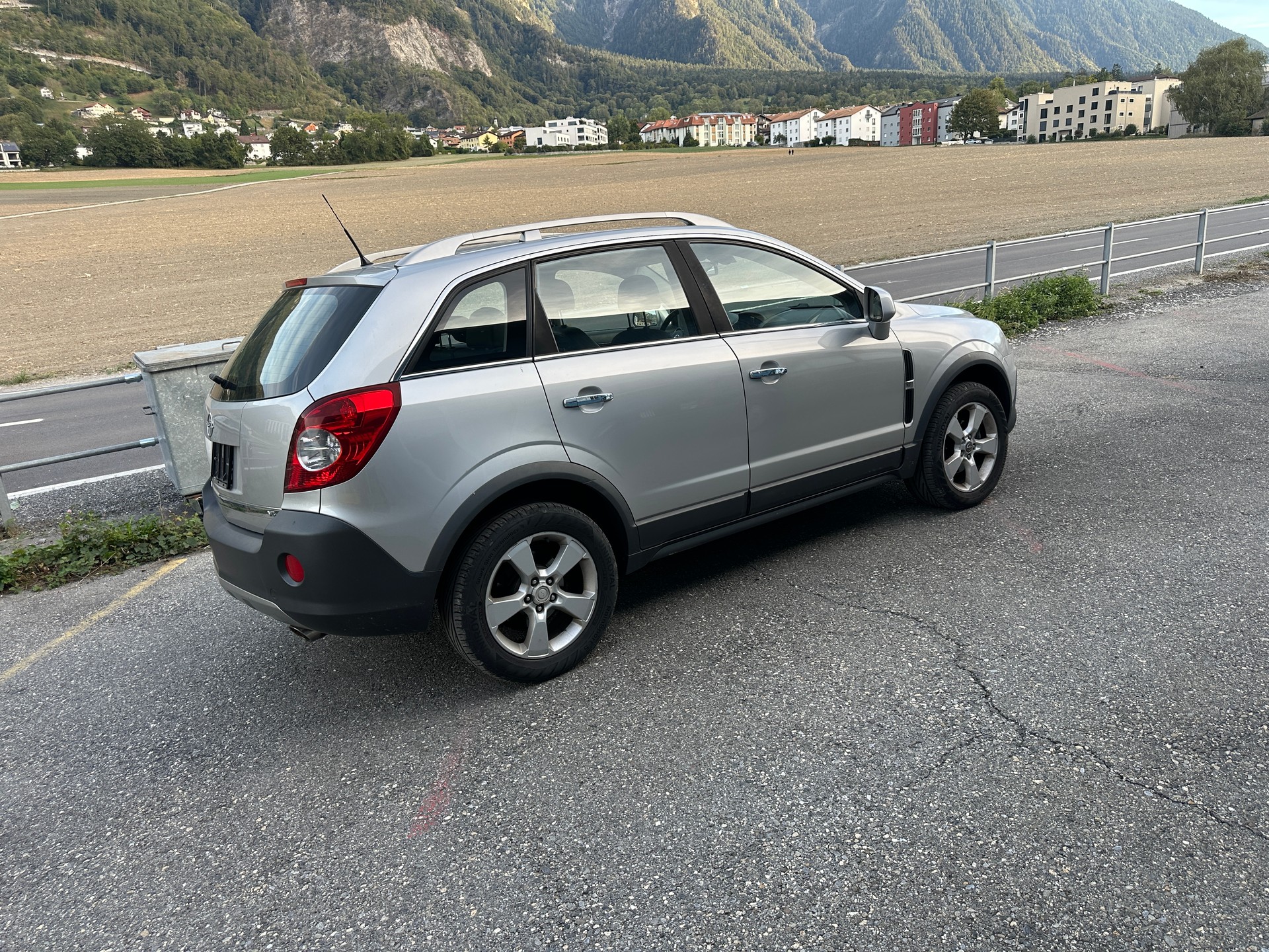 OPEL Antara 3.2 V6 Cosmo 4WD Automatic-image-7